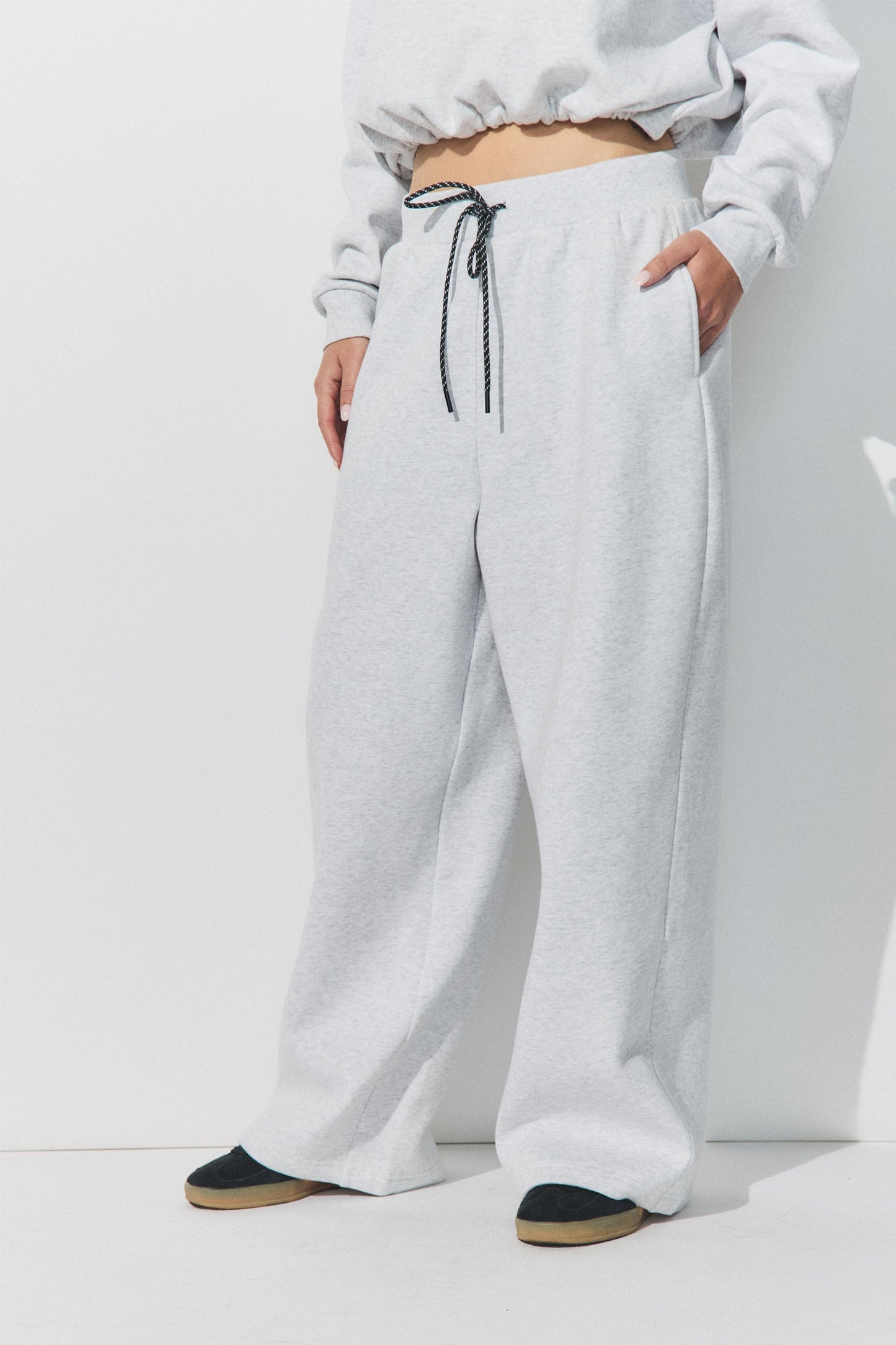 D-Luxe Barrel Leg Sweat Pant