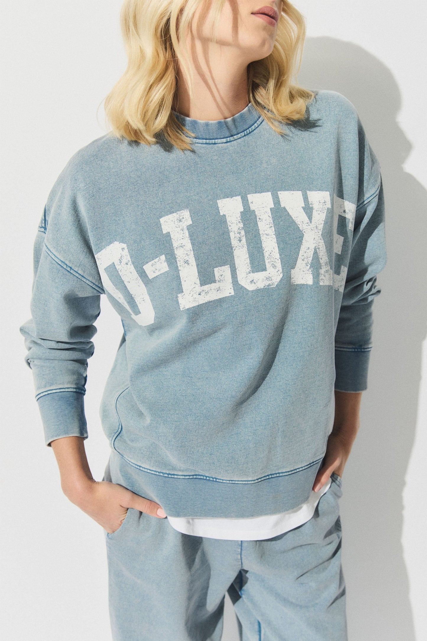 D-Luxe Collegiate Logo Sweat