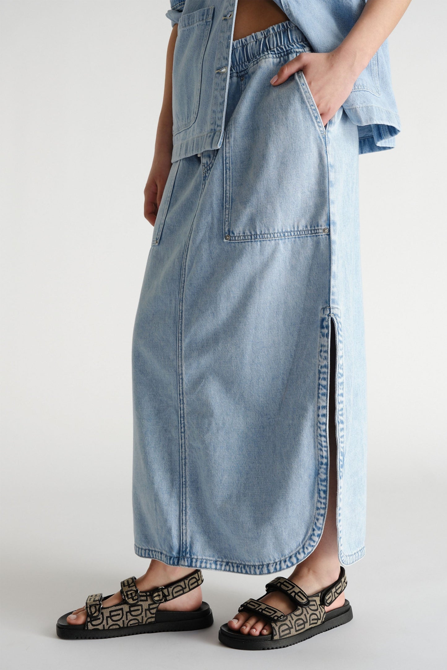 D-Luxe Denim Pull On Skirt