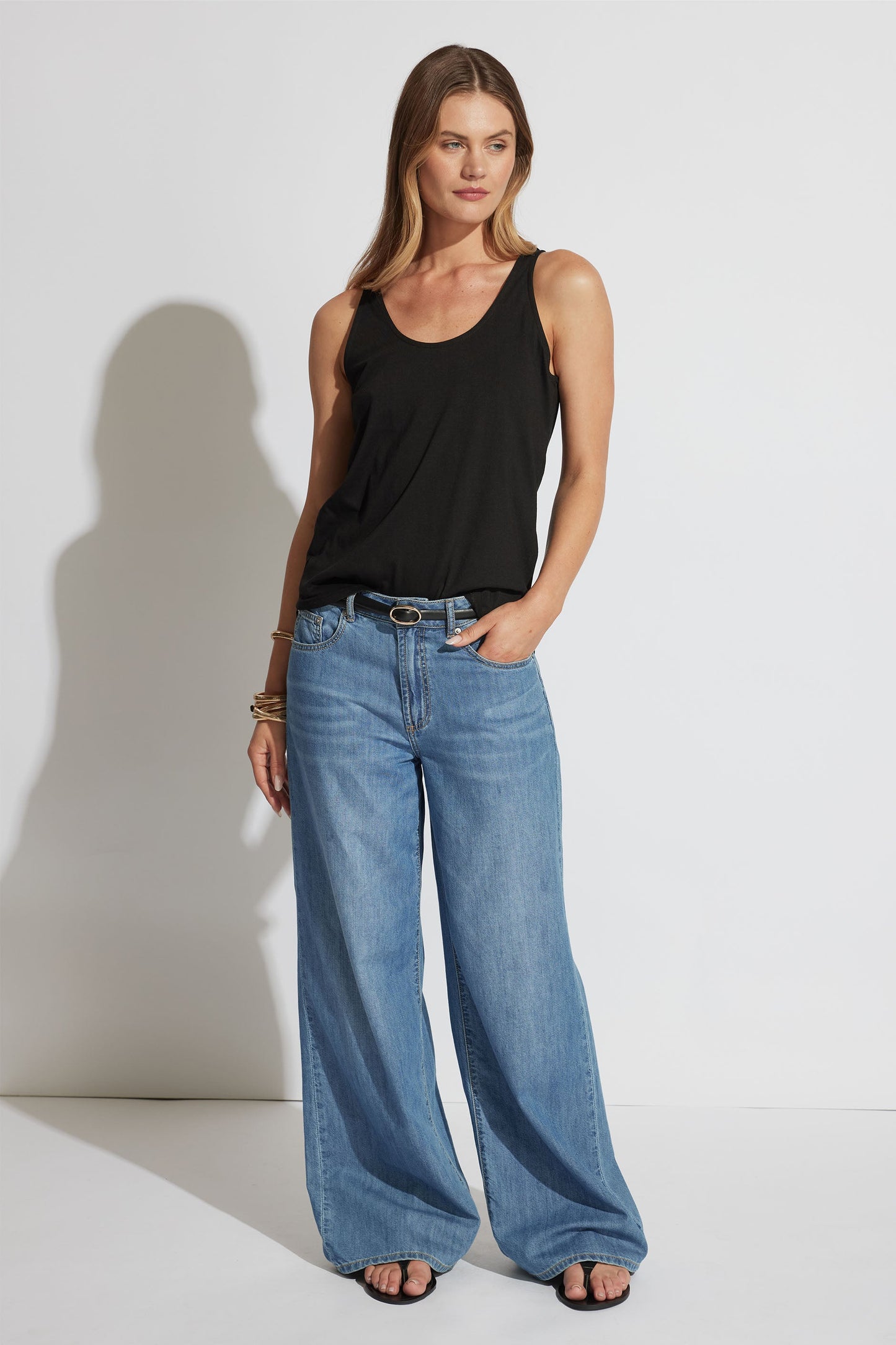 Curved Hem Tank