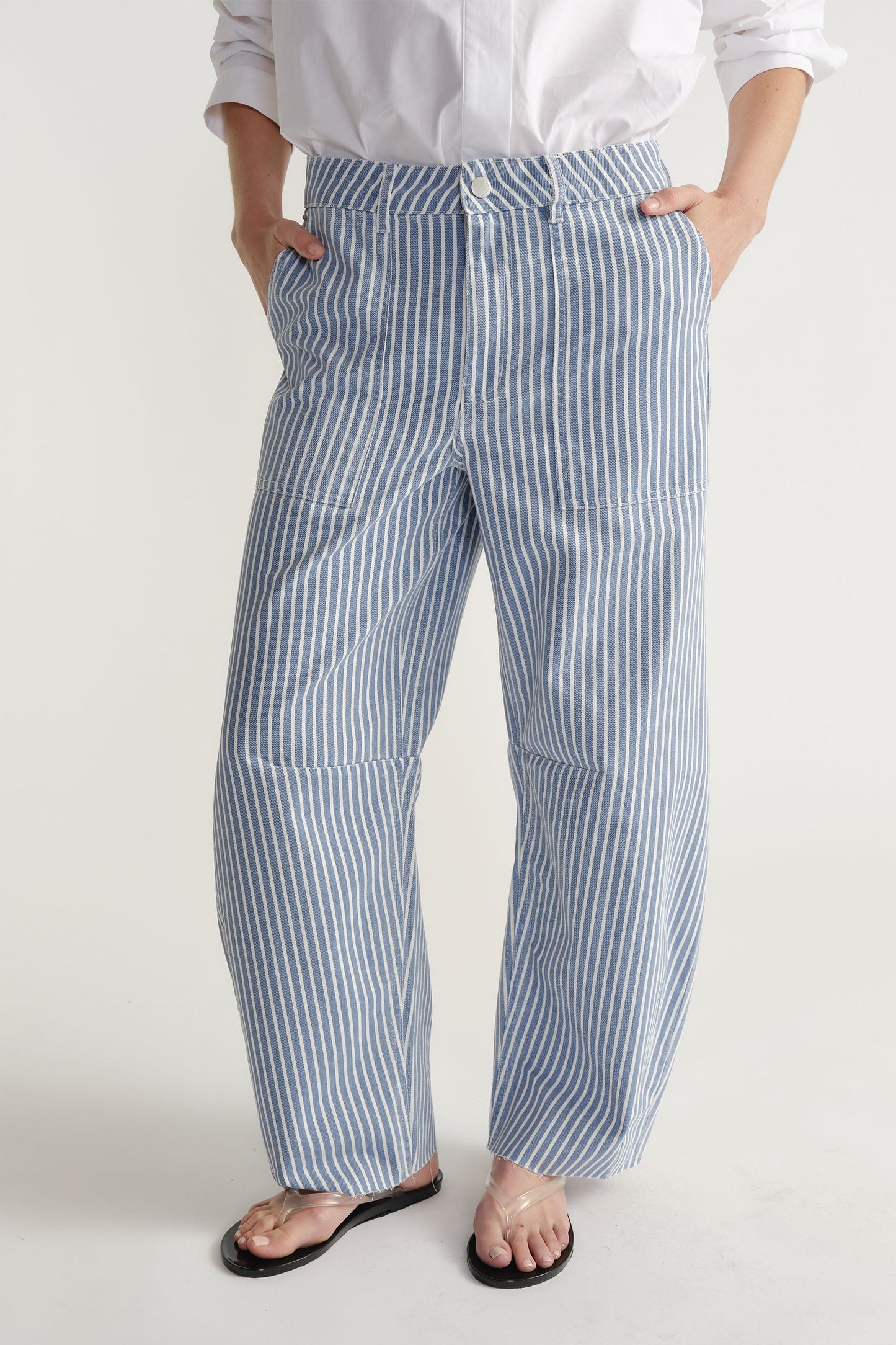 D-Luxe Mid Rise Barrel Jeans