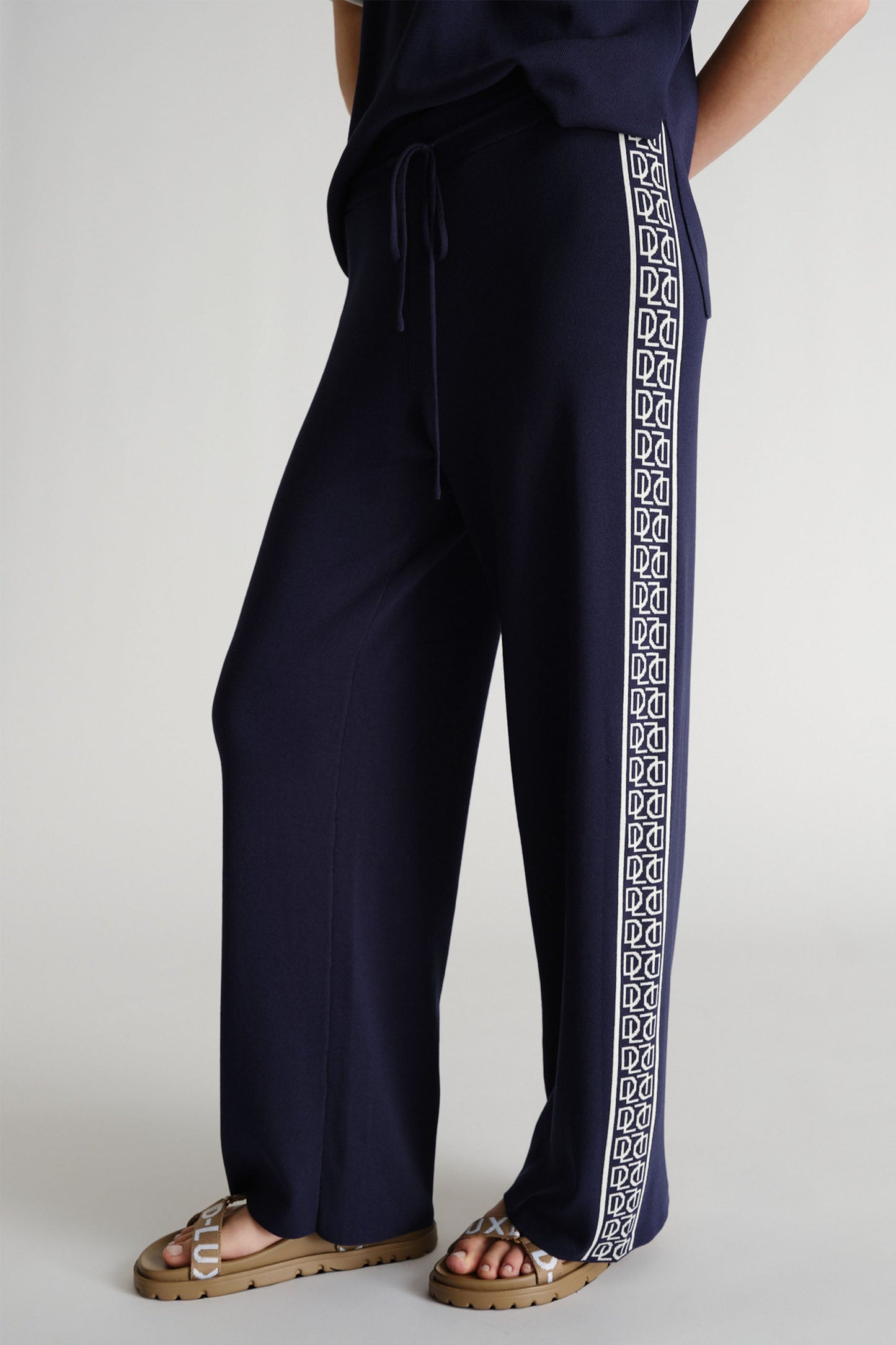 D-Luxe Contrast Knit Pant