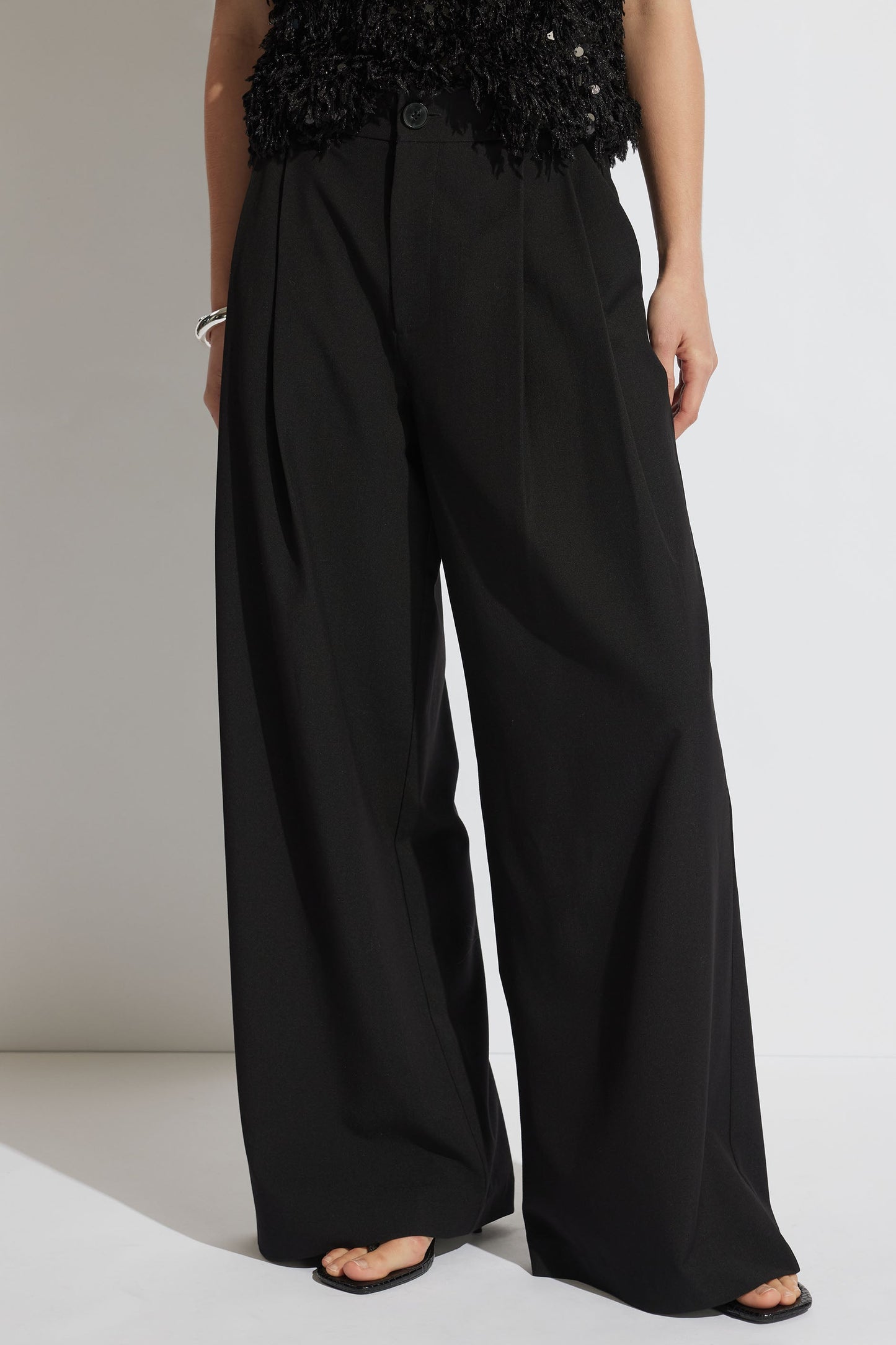 Clara Pleated Pant