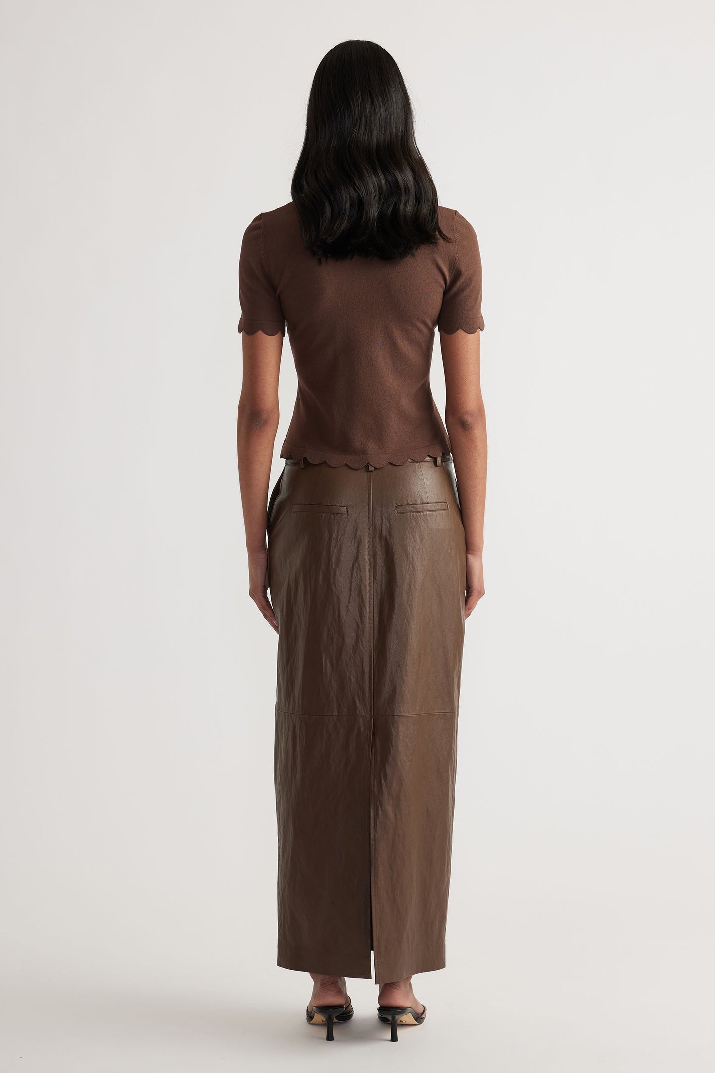 Kai Scallop Edge Tee