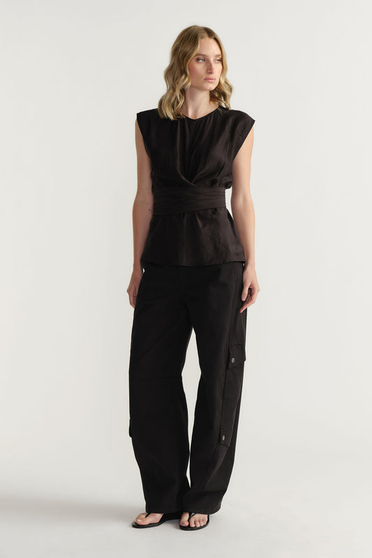 Tia Knot Front Top