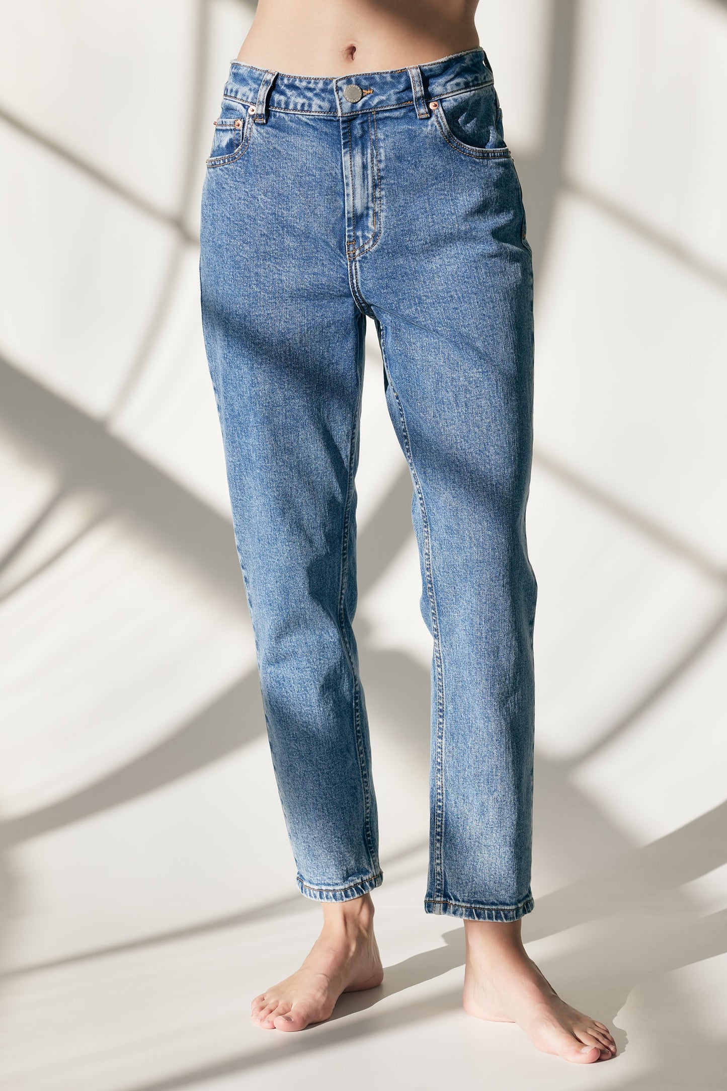 Alexa Girlfriend Jean