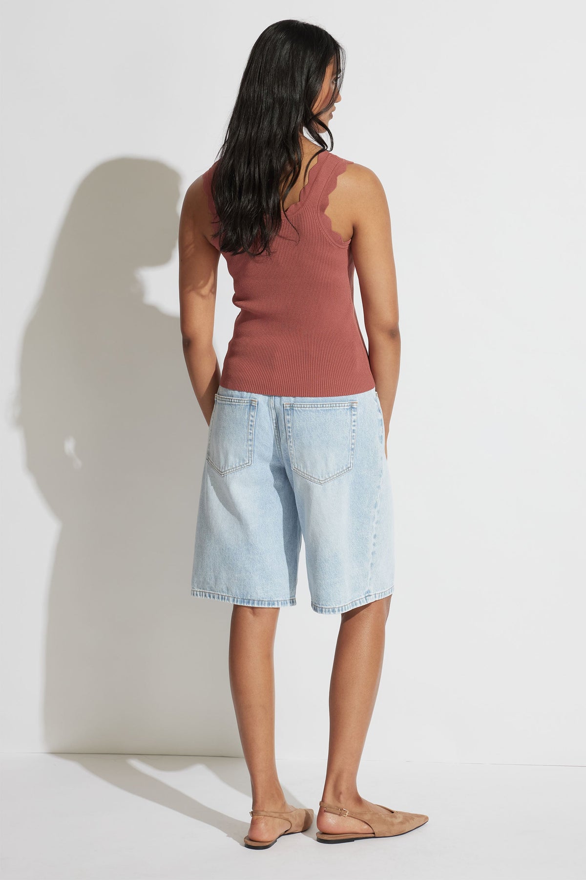 Kai Scallop Edge Tank