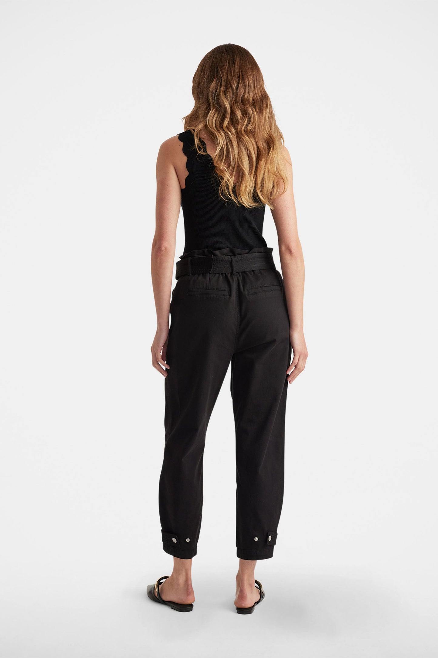 Queenie Pull On Pants