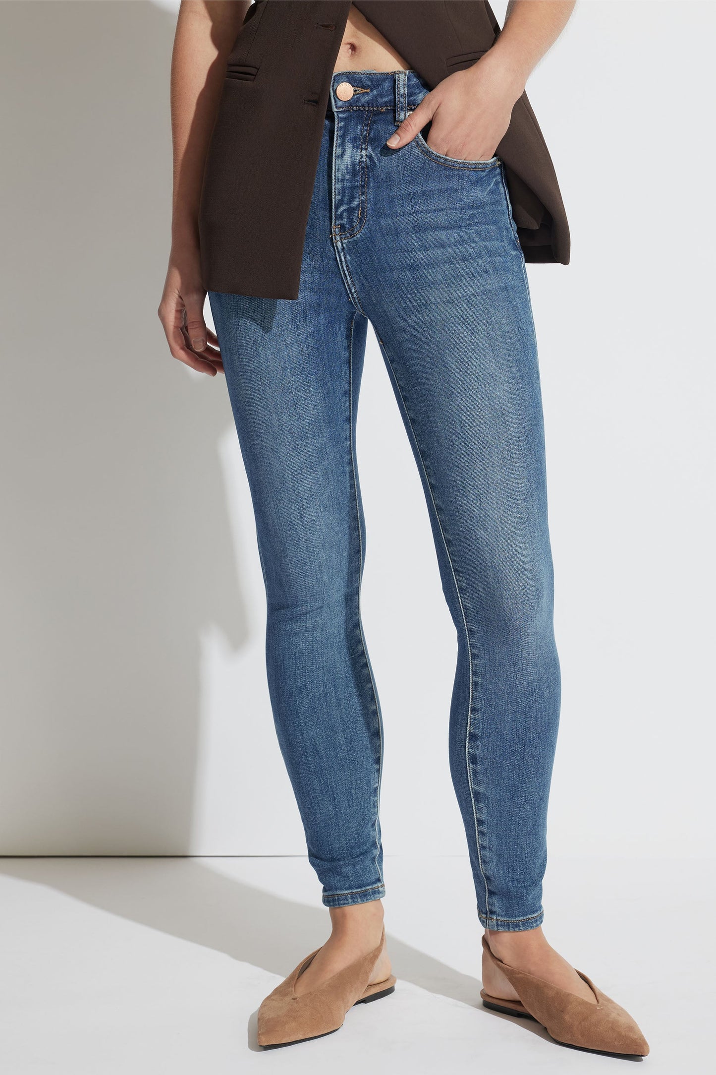 Evie High Rise Skinny Jean