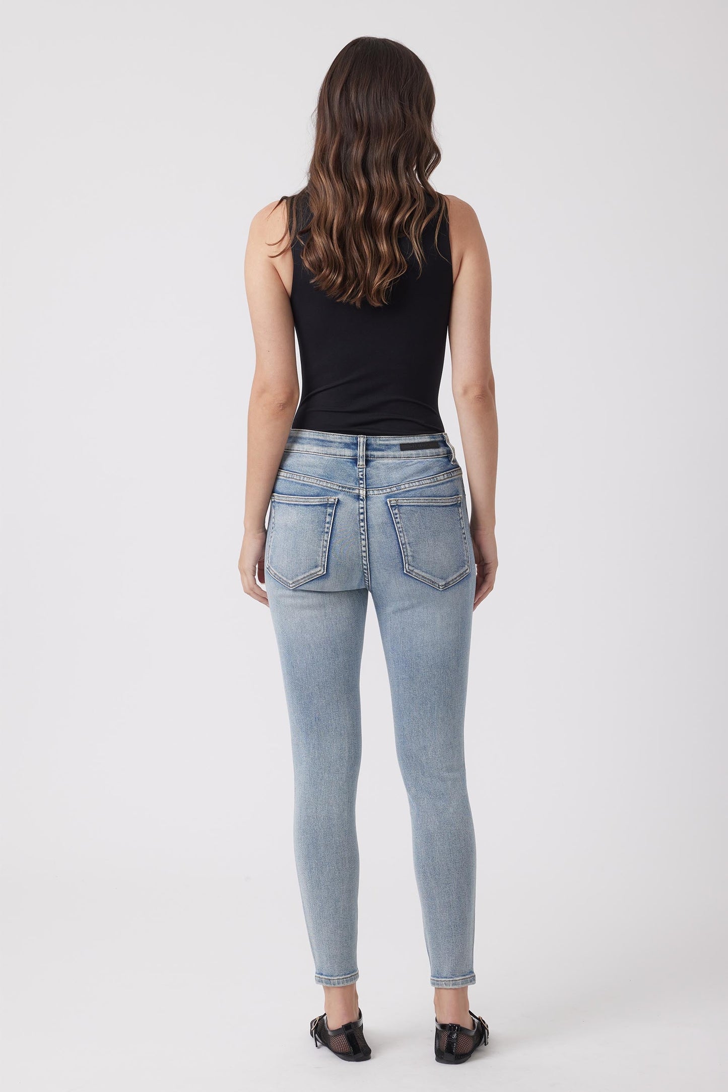 Evie High Rise Skinny Jean