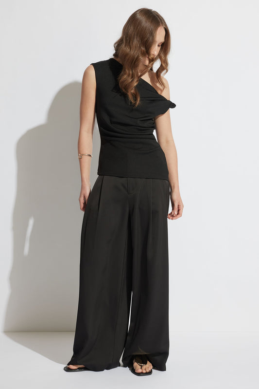 Mina Twist Tipped Shoulder Top