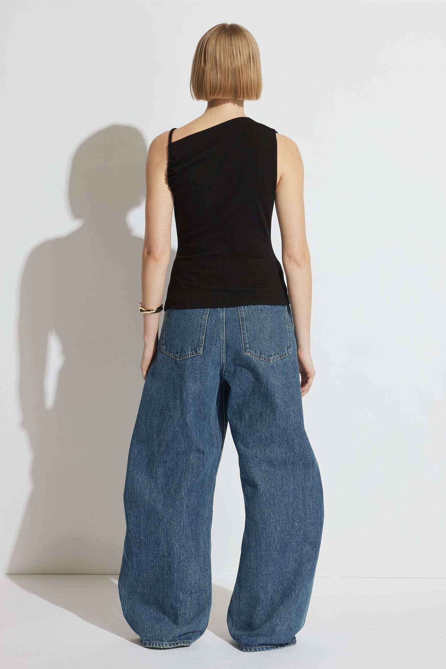 Mila Asymmetric Tank