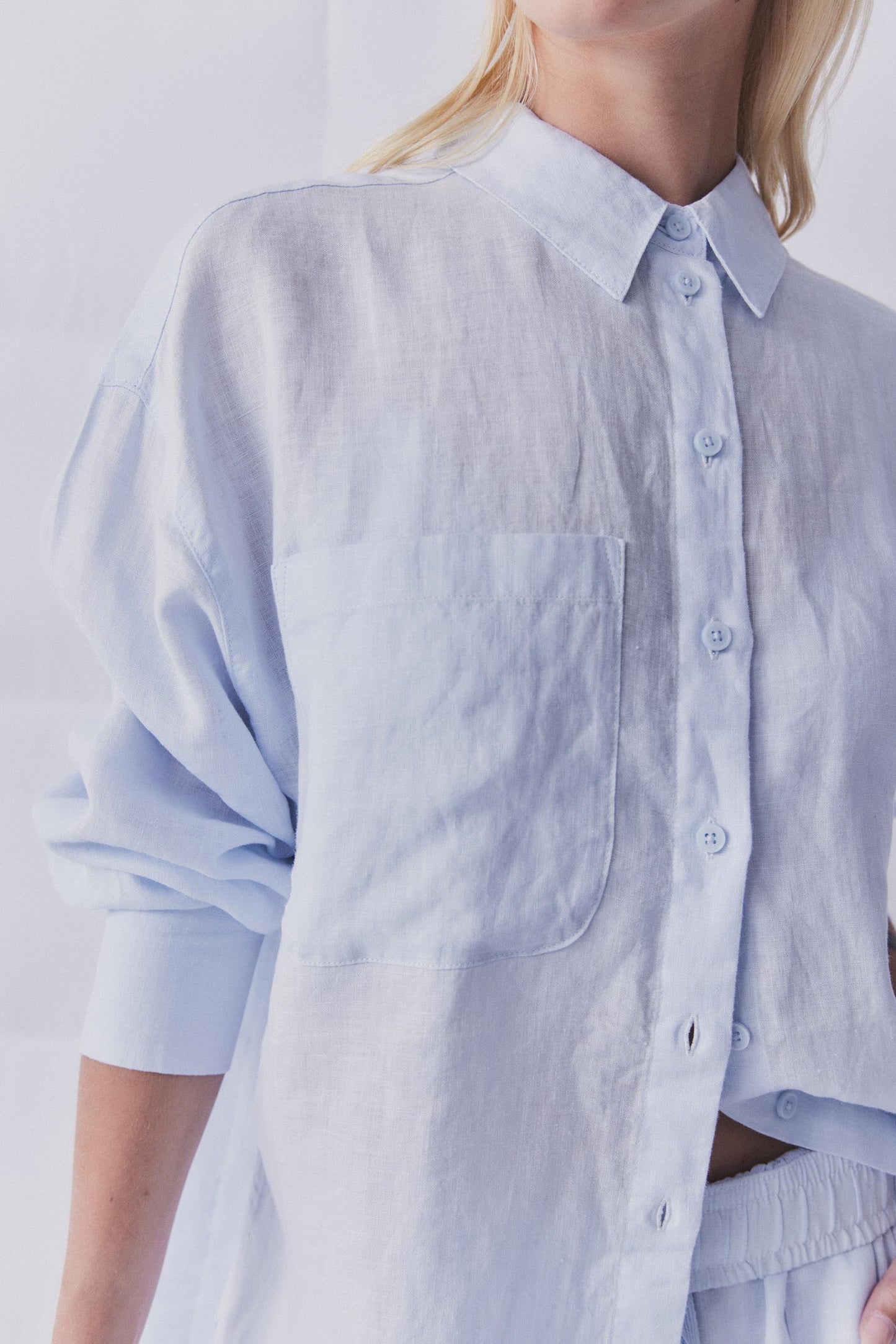 D-Luxe Linen Shirt