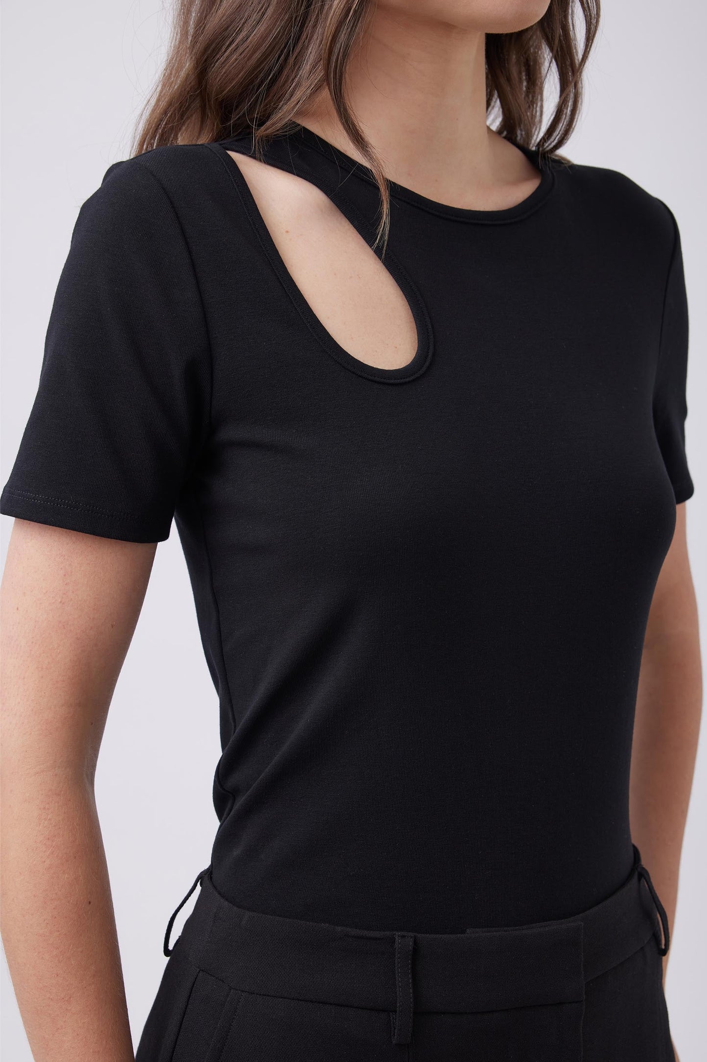 Samara Cut Out Top