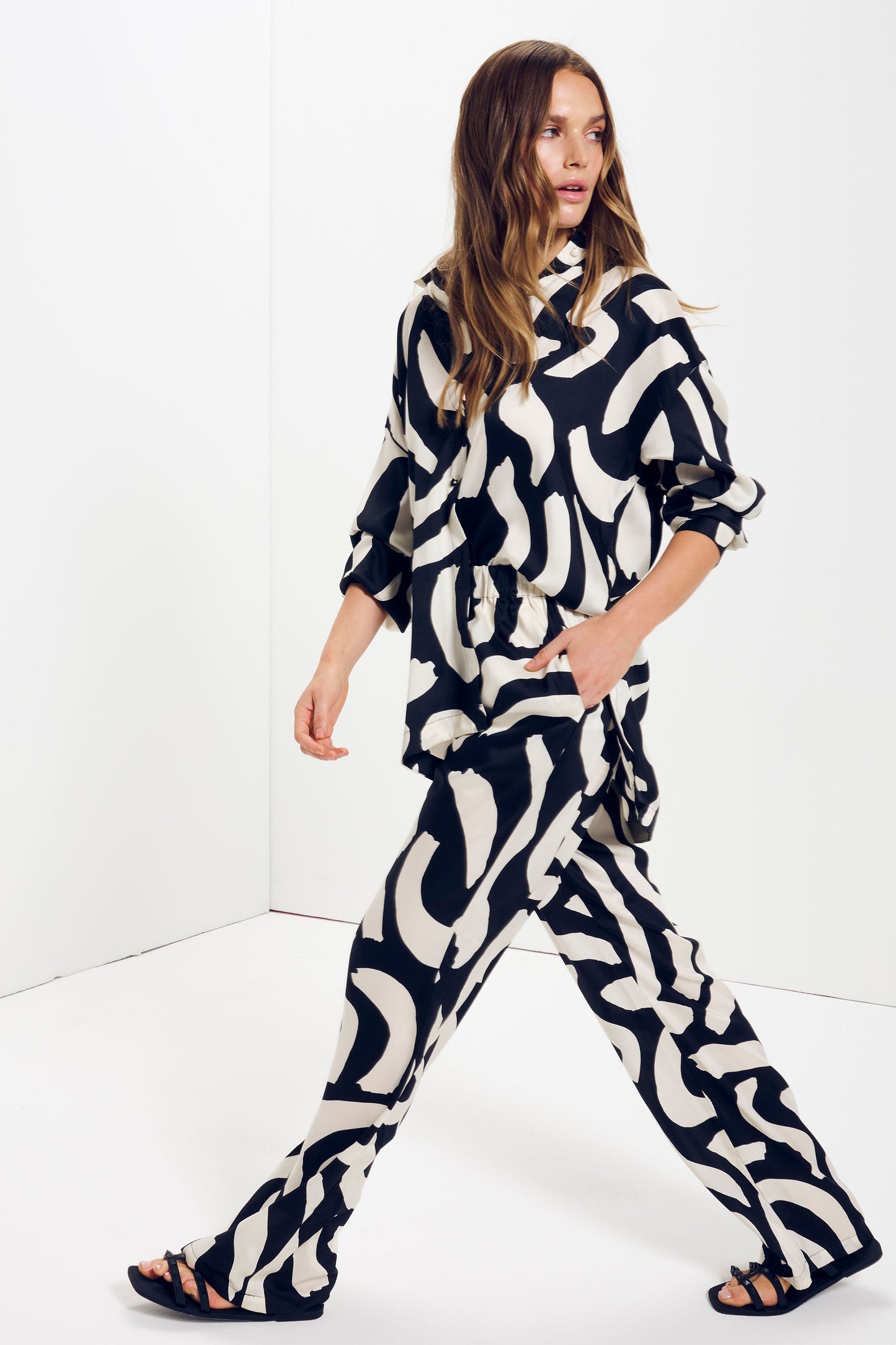 Amira Flare Pant