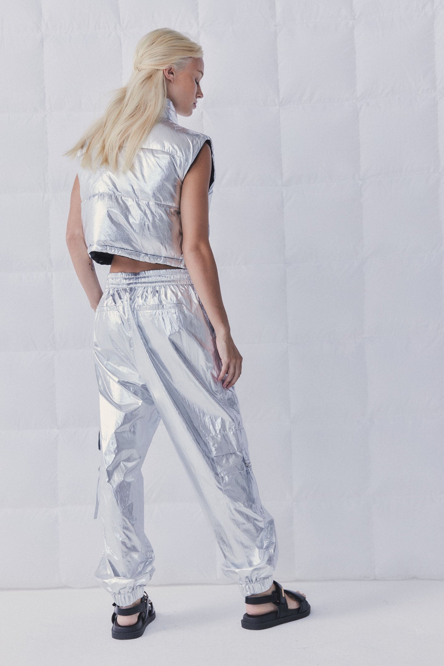 D-Luxe Cropped Puffer Vest