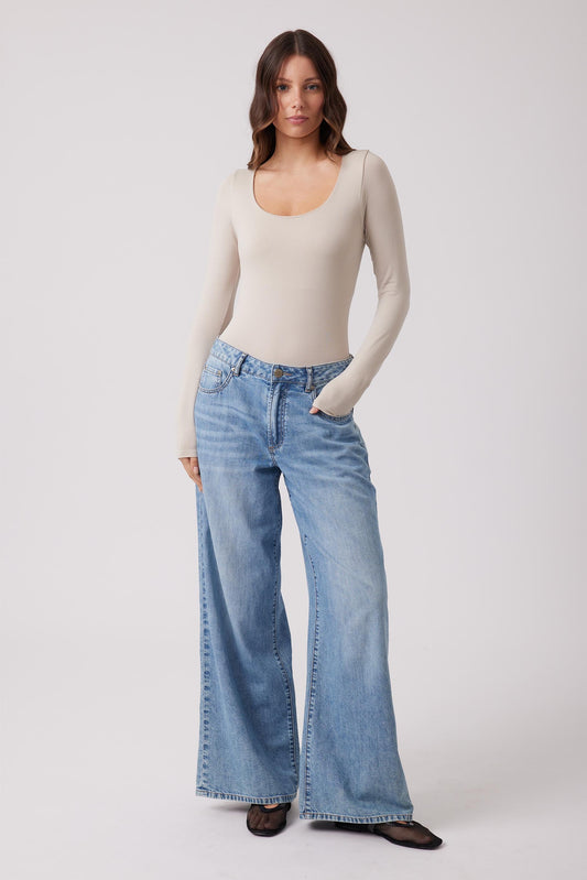 Seamless Scoop Neck Bodysuit