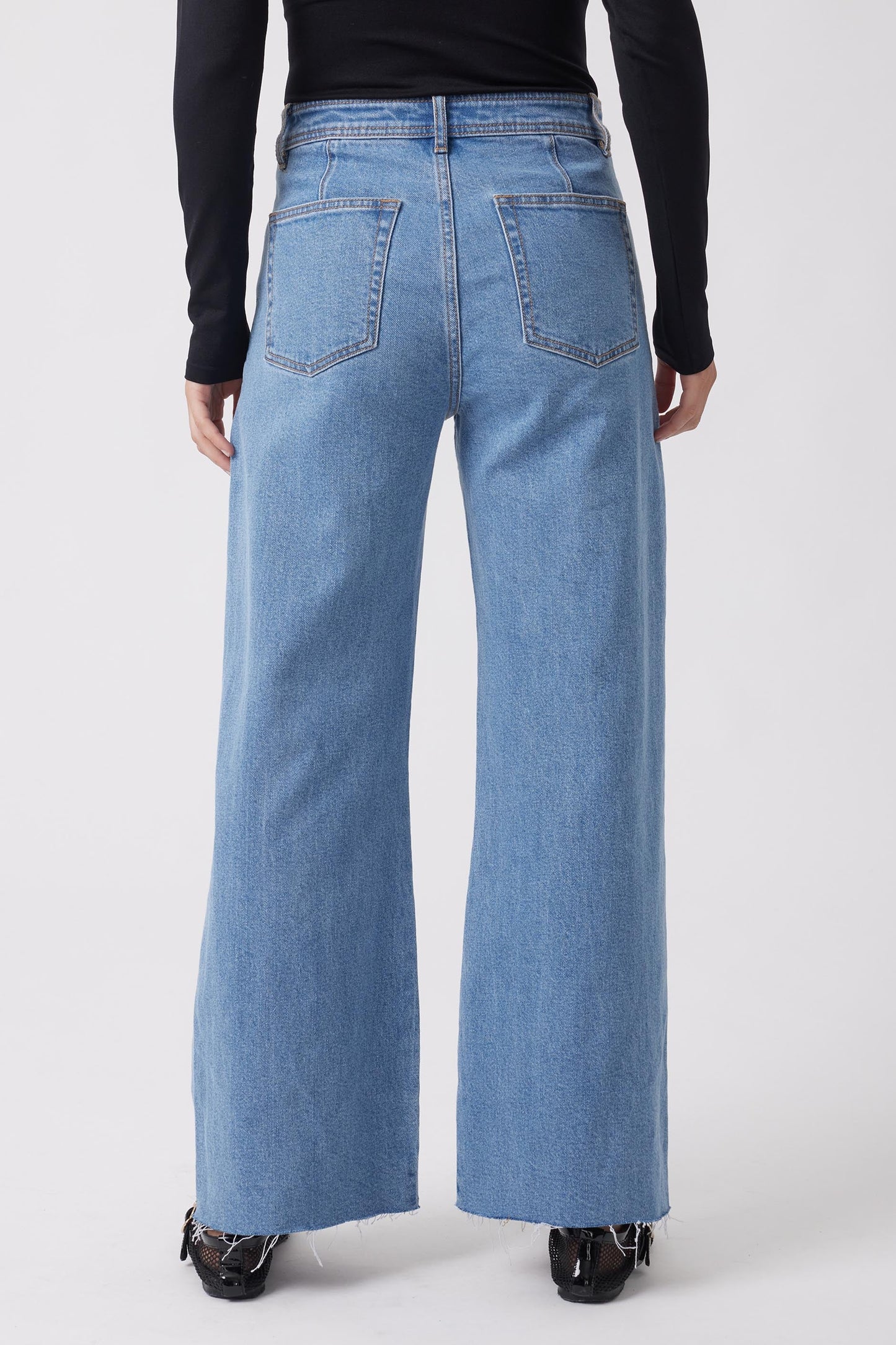 Tahni Wide Leg Jean