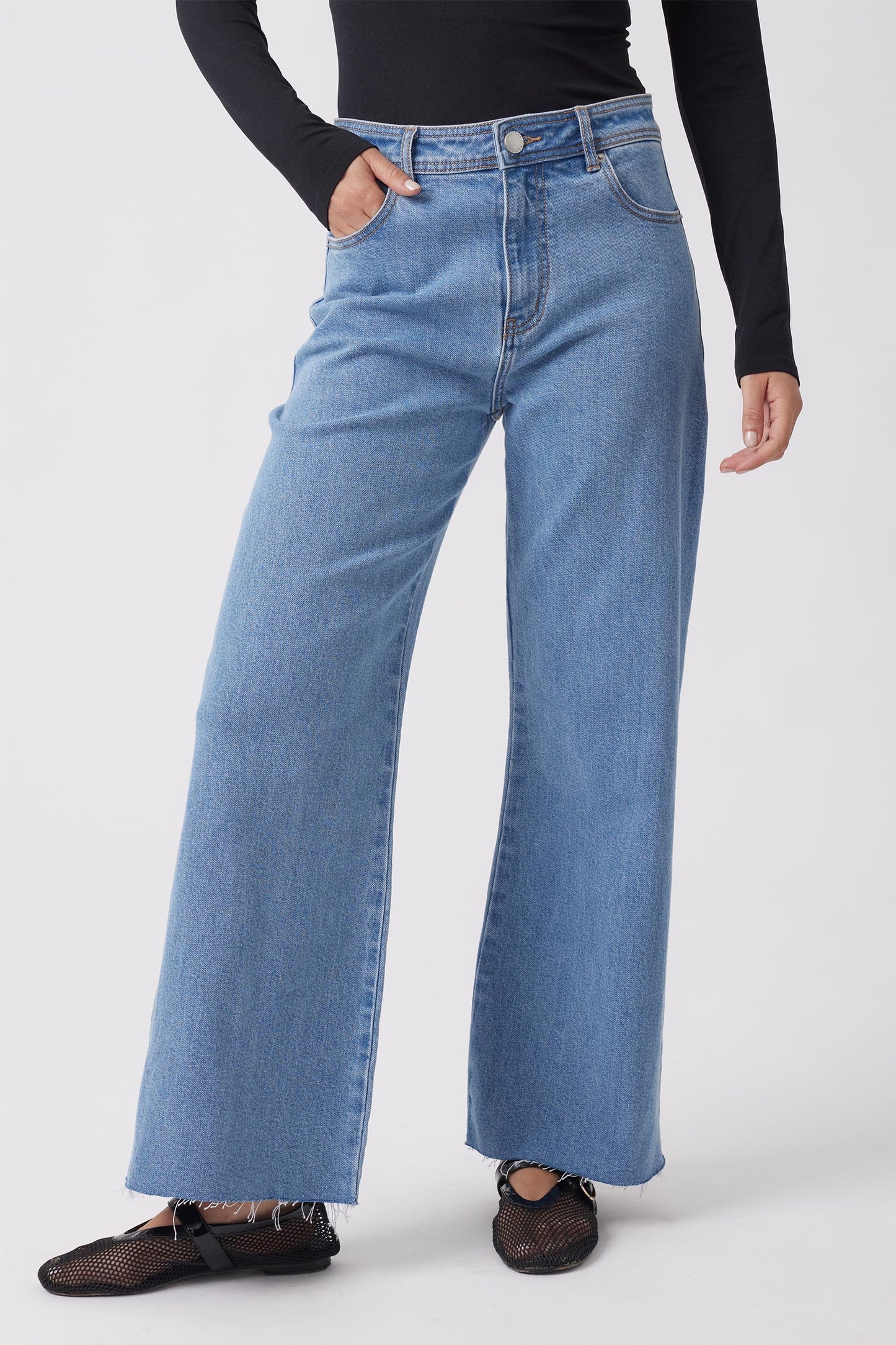 Tahni Wide Leg Jean