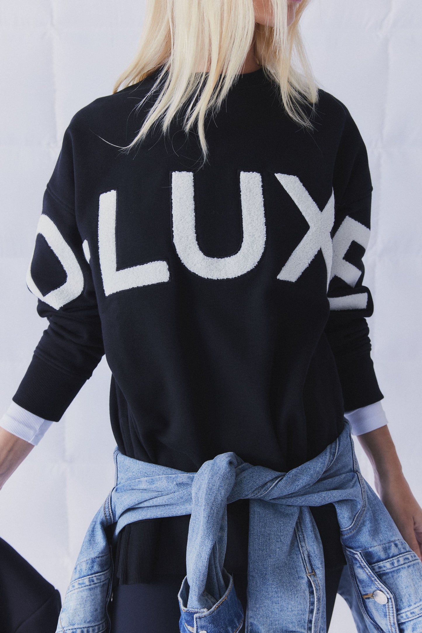 D-Luxe Boucle Logo Sweat