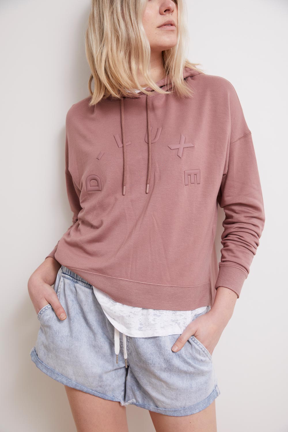 D-Luxe Lightweight Logo Hoodie