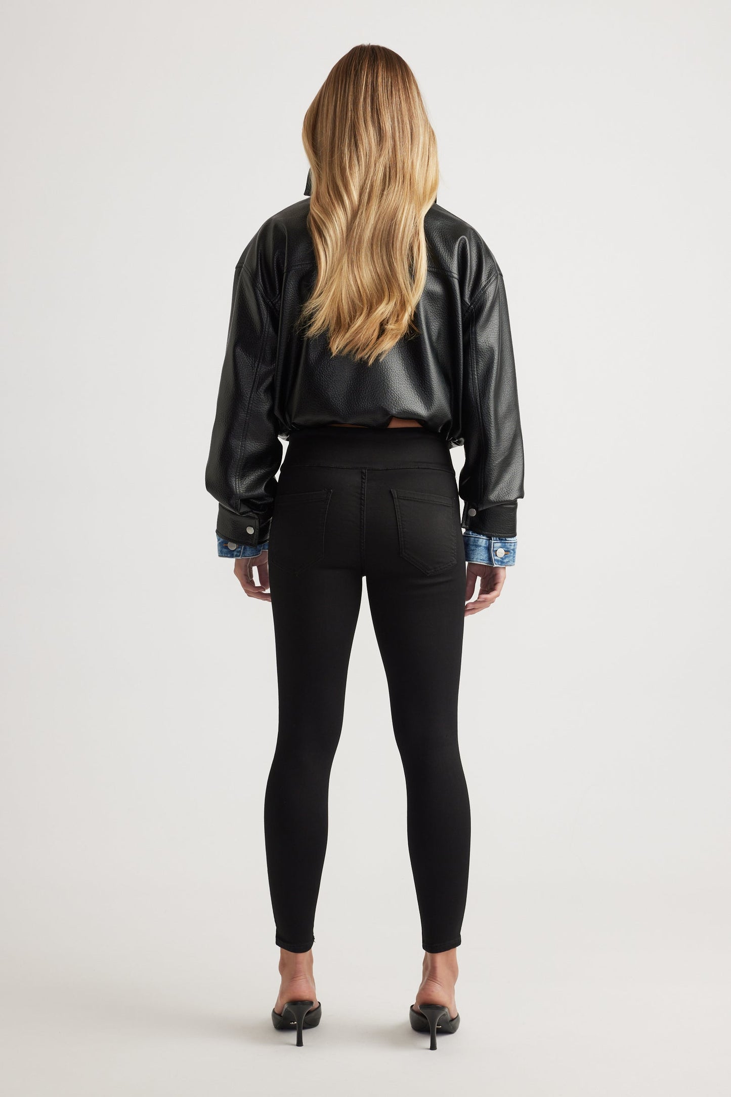 Riley Crop Skinny Jeans