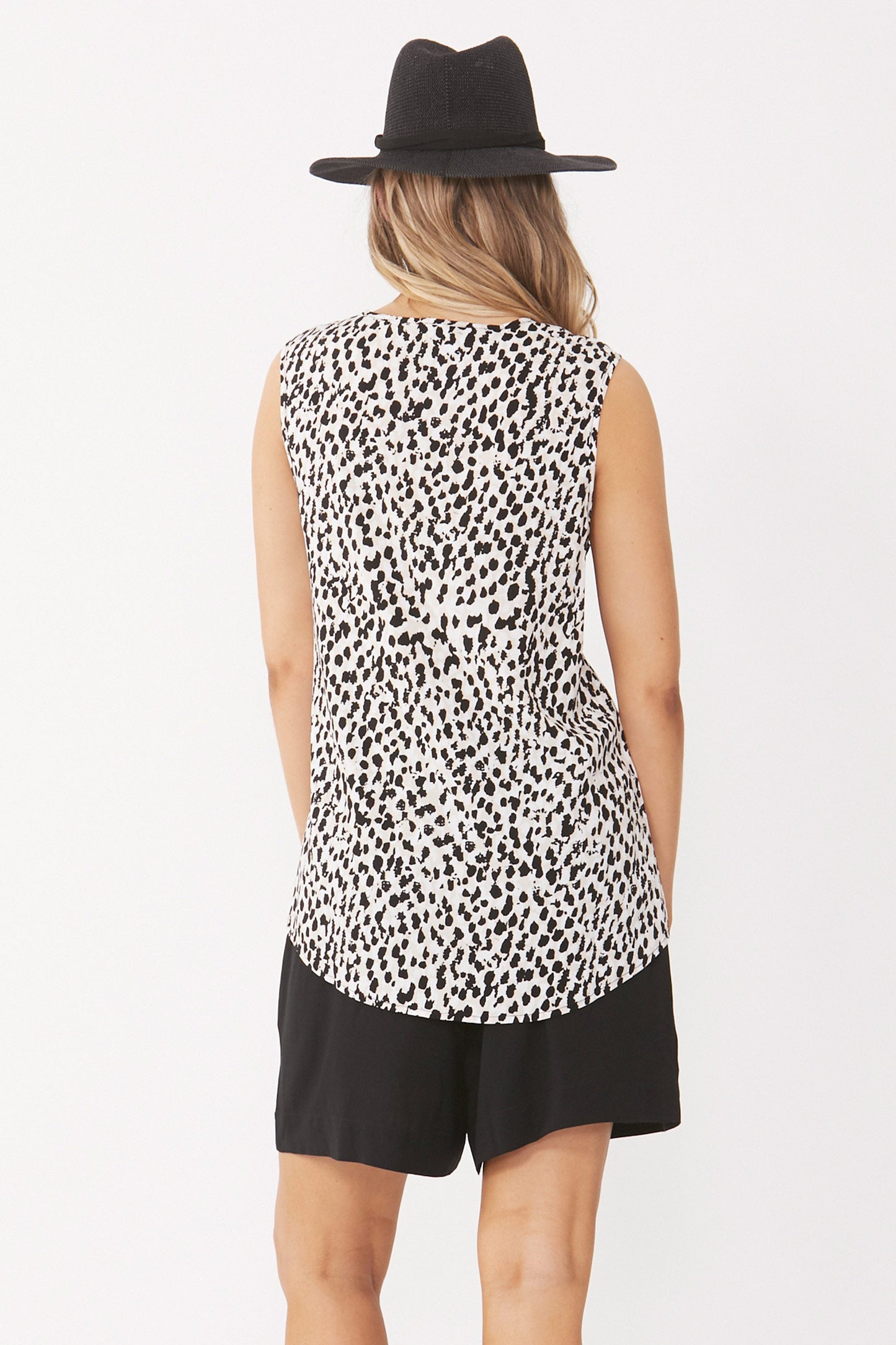 Lucy High Low Top