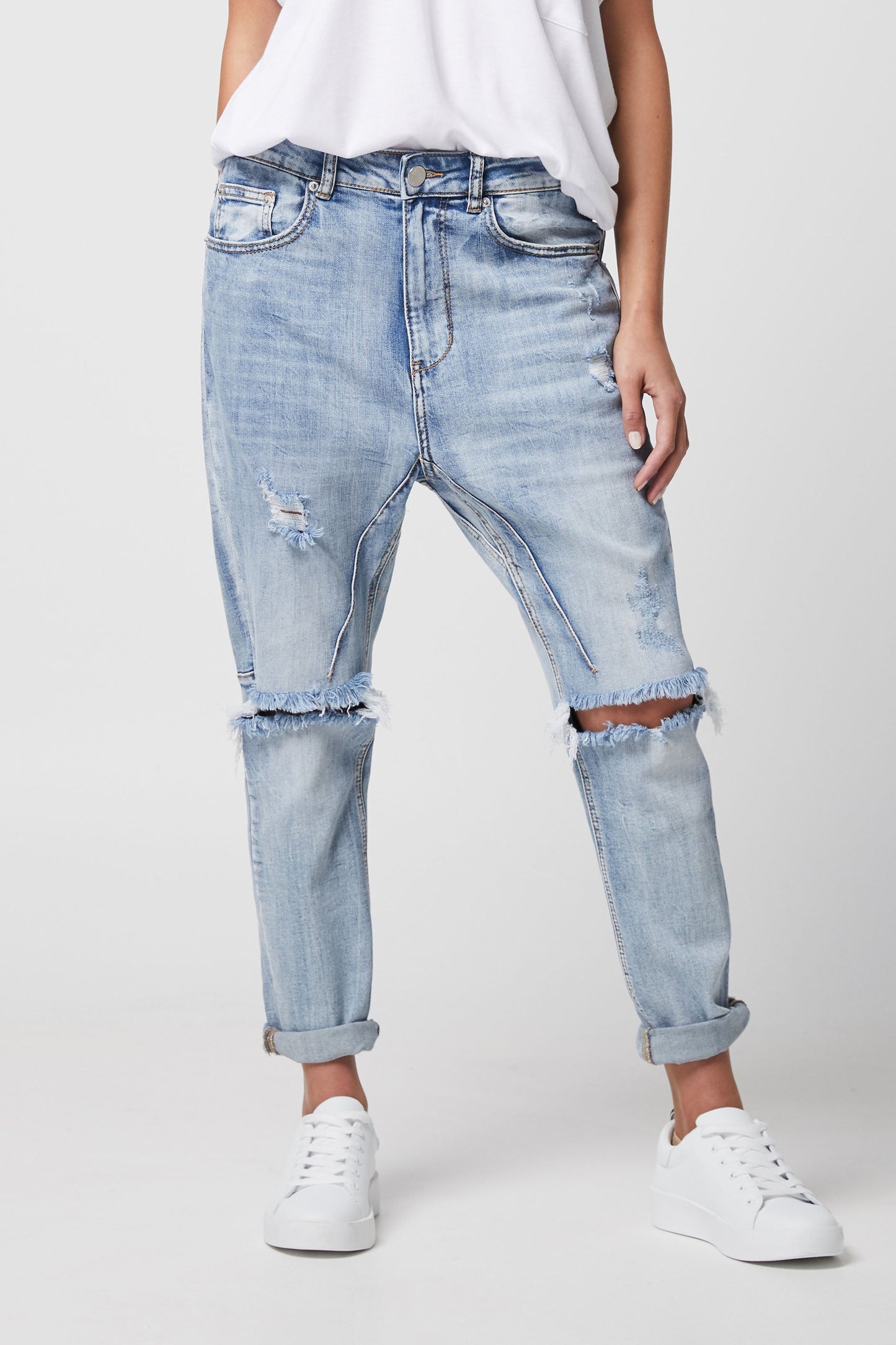 D-Luxe Ripped Boyfriend Jean