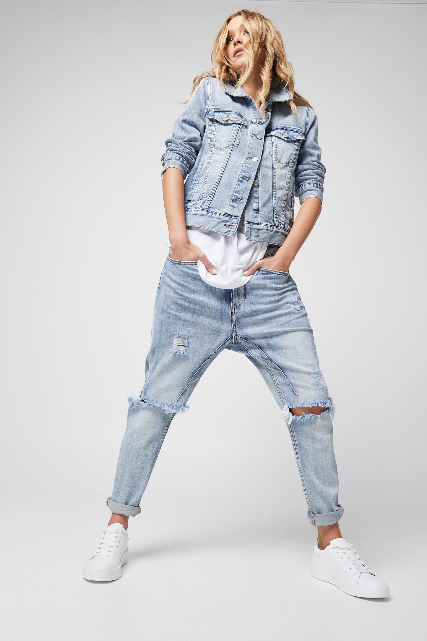 D-Luxe Ripped Boyfriend Jean