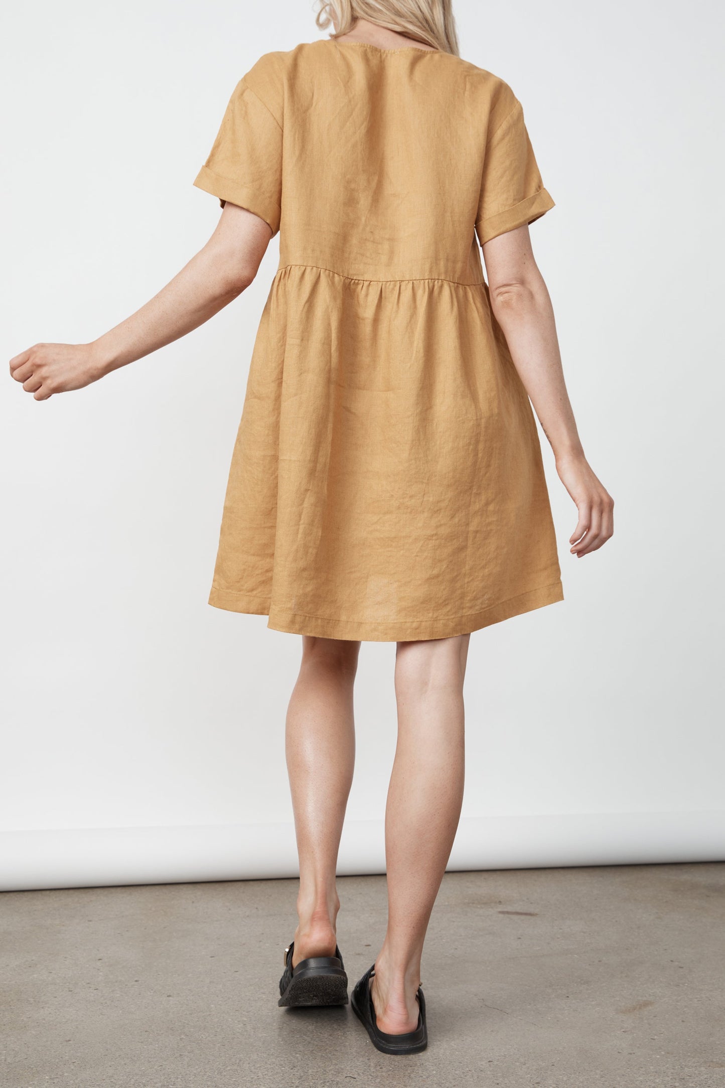 D-Luxe Linen Boxy Dress