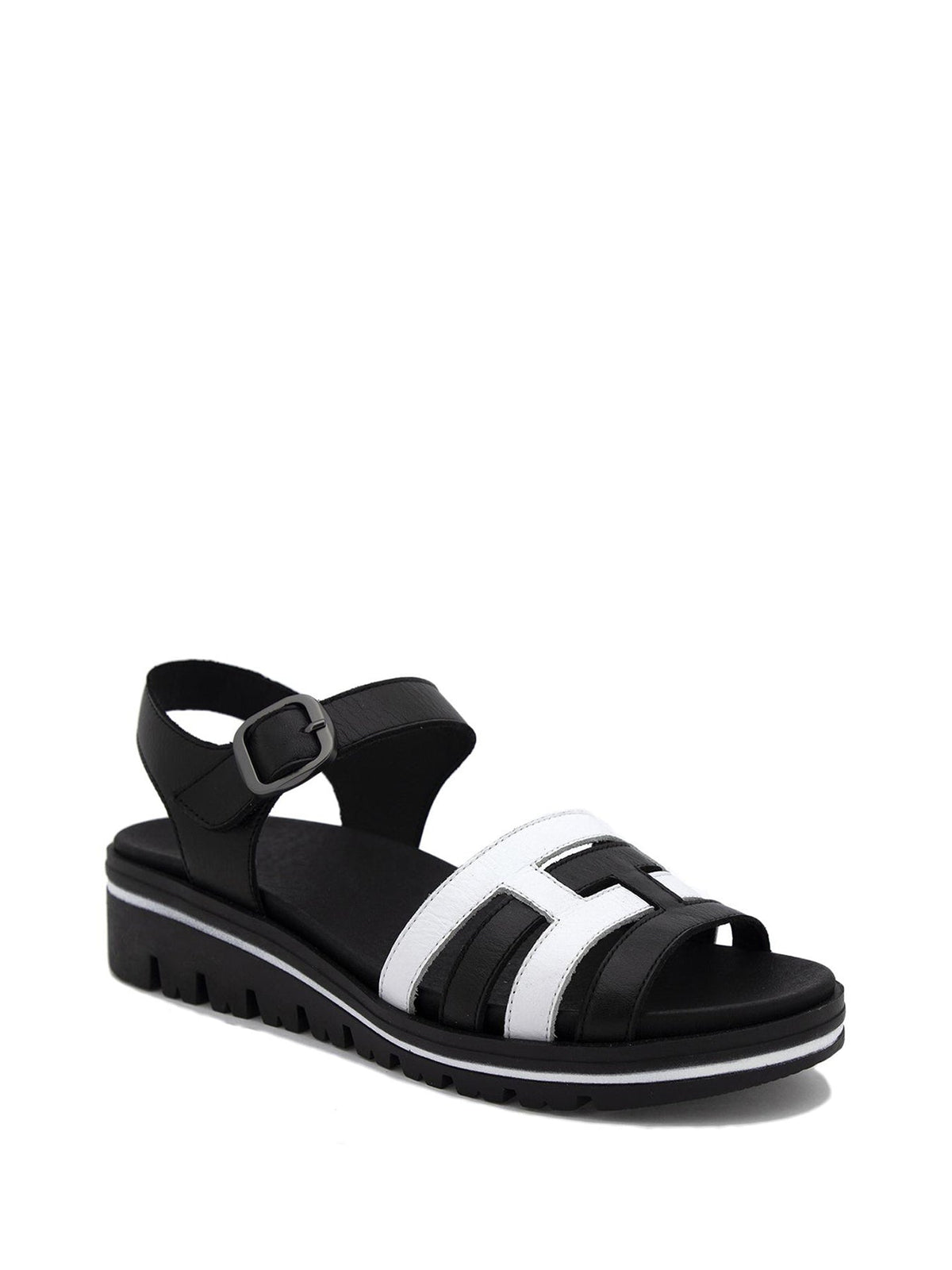 240777_BLKWHT_1_1791950541