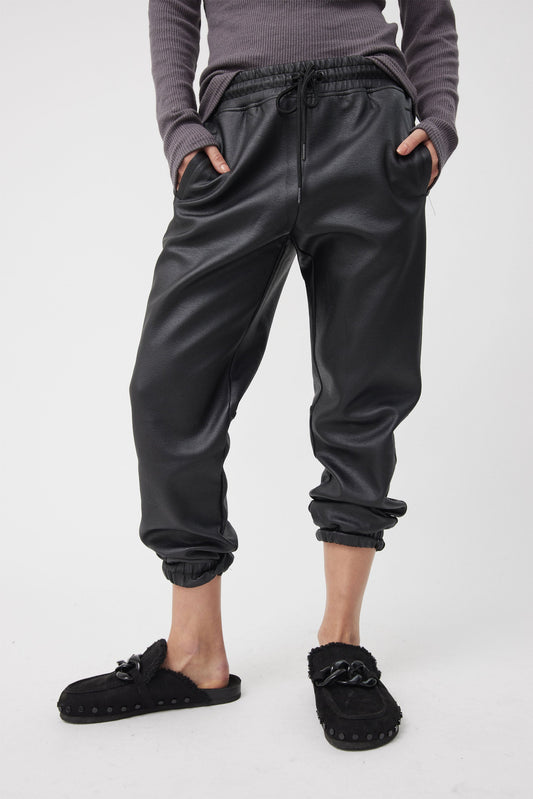 Jenna Wetlook Jogger