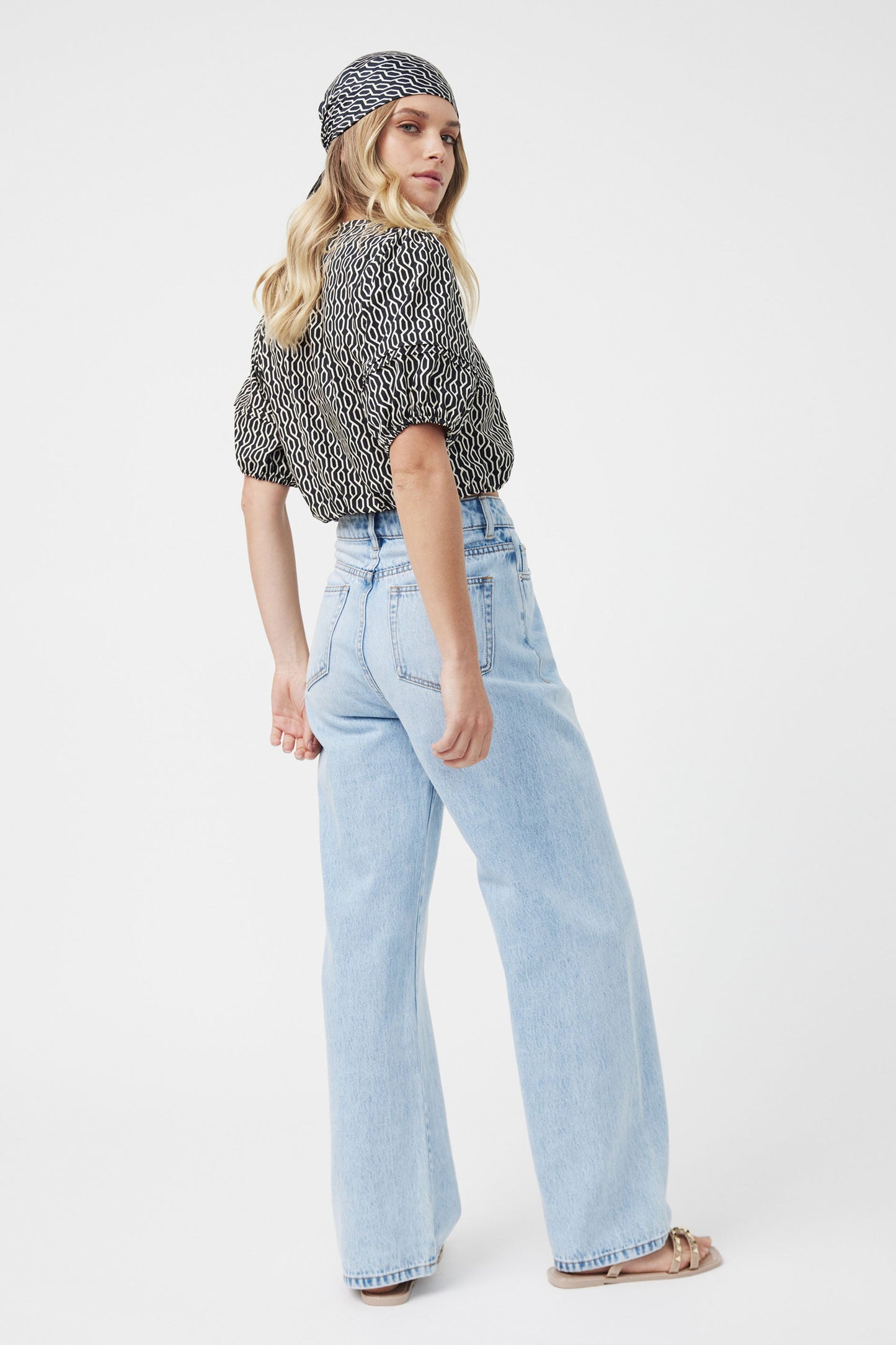 Ivy Puff Sleeve Detail Top