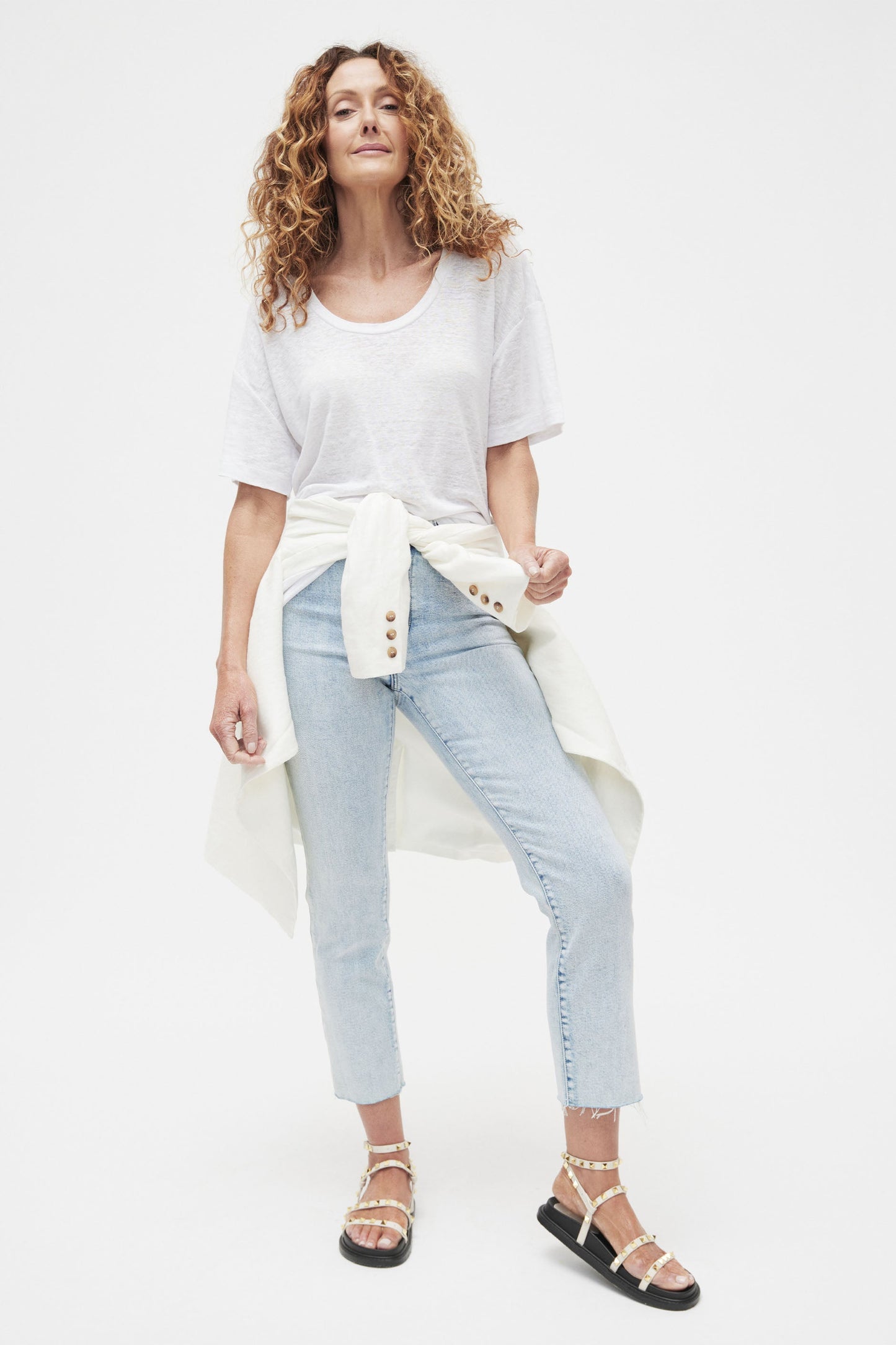 Carson Linen Scoop Neck Tee