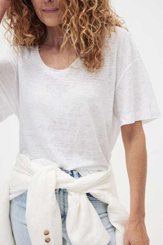 Carson Linen Scoop Neck Tee