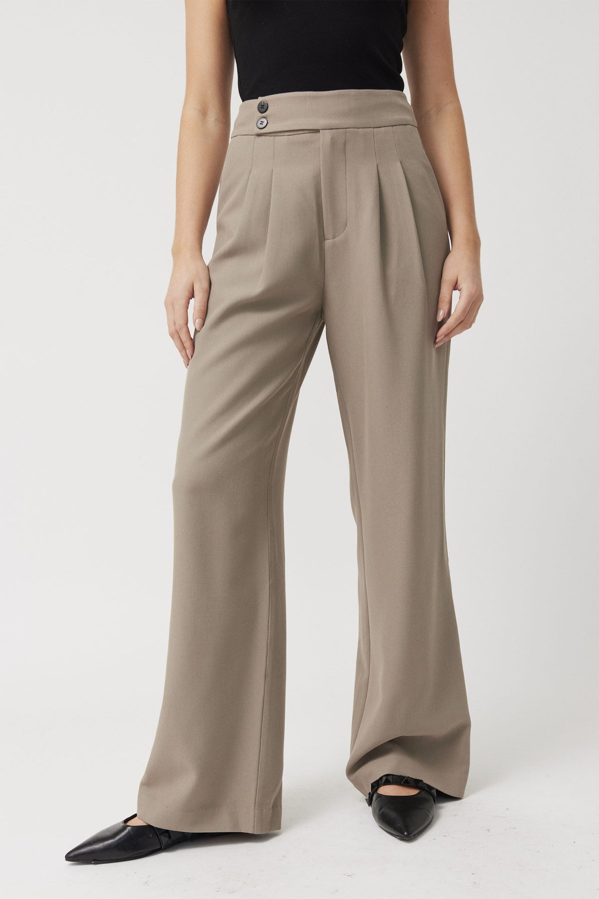 Angelica Straight Leg Pant