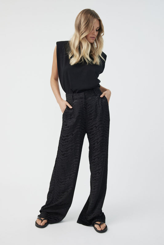 Jamie Jacquared Wide Leg Pant