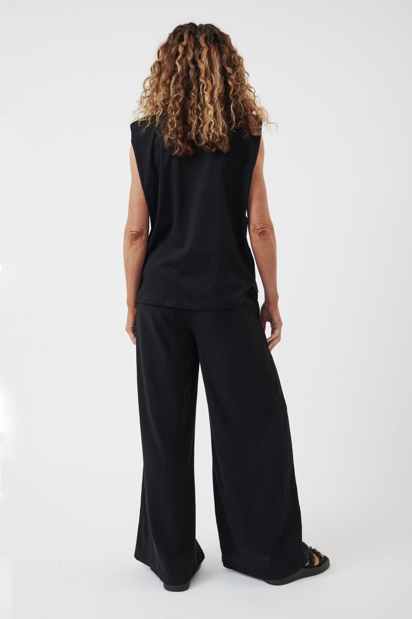 Elle Shoulder Pad Tank