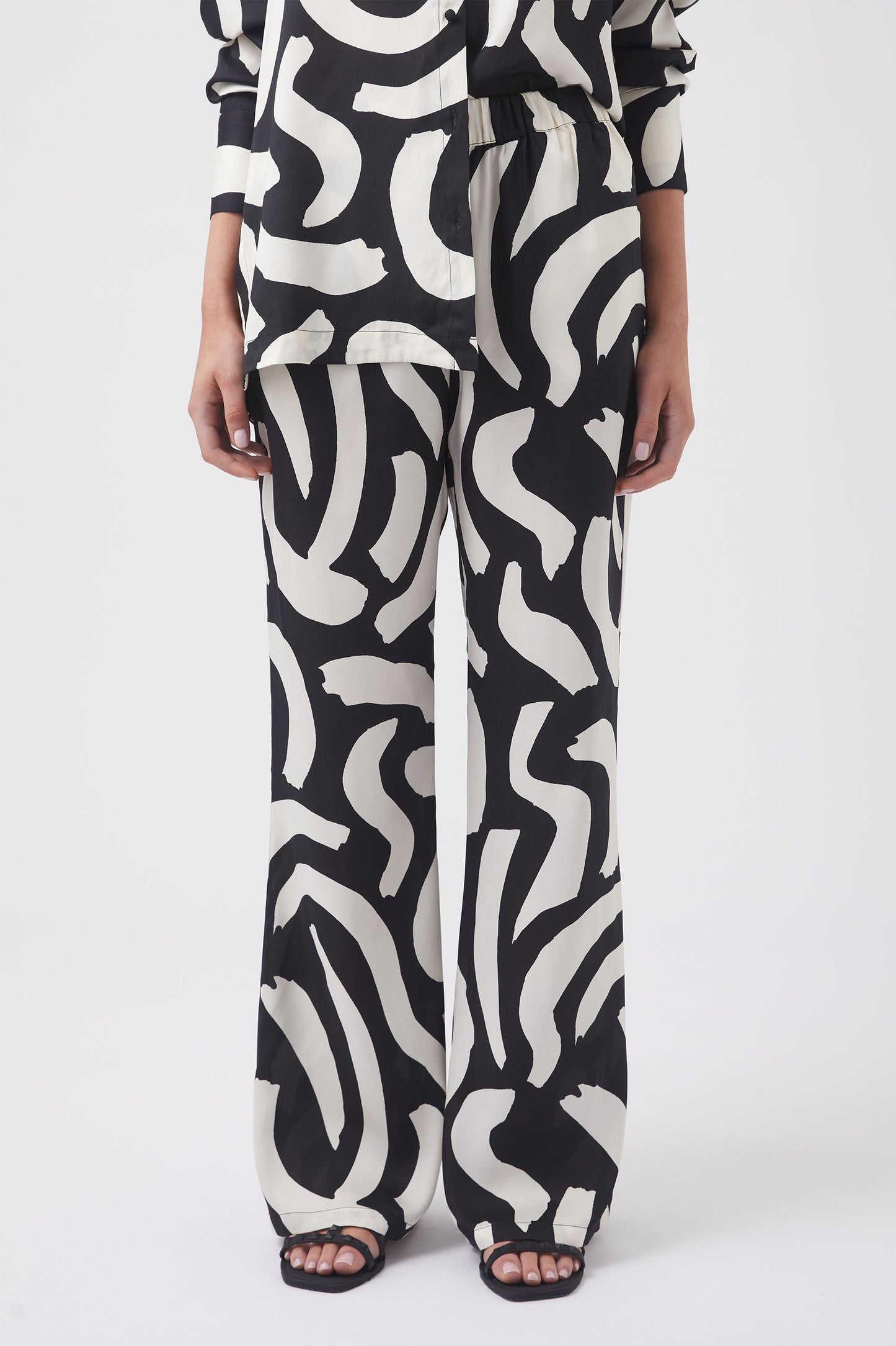 Amira Flare Pant