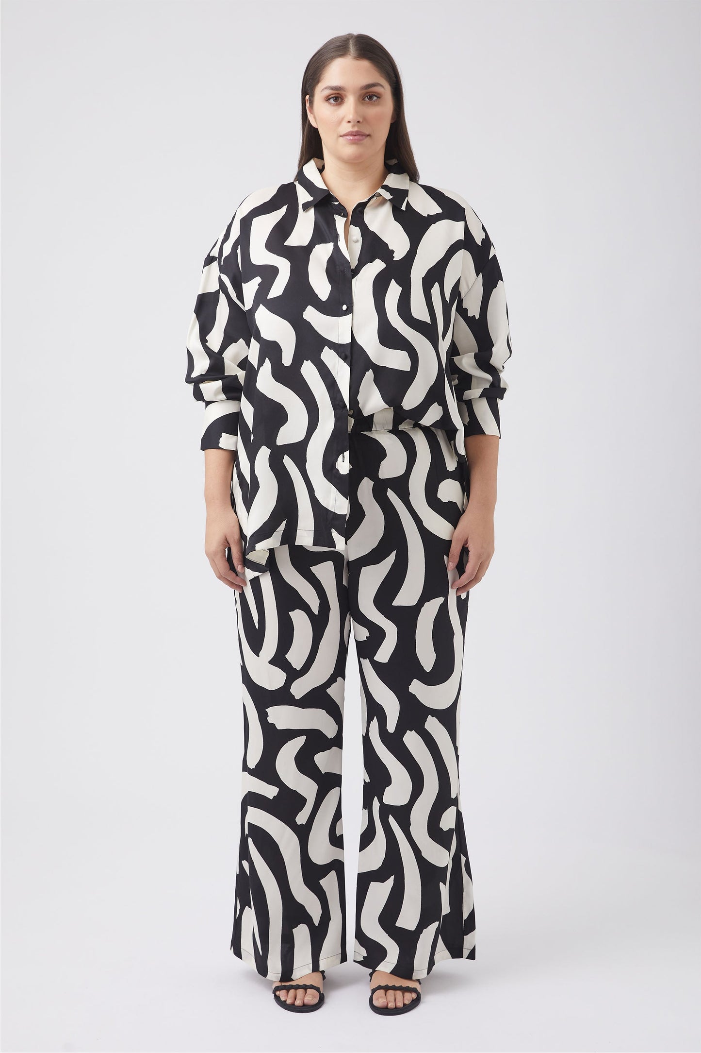 Amira Flare Pant