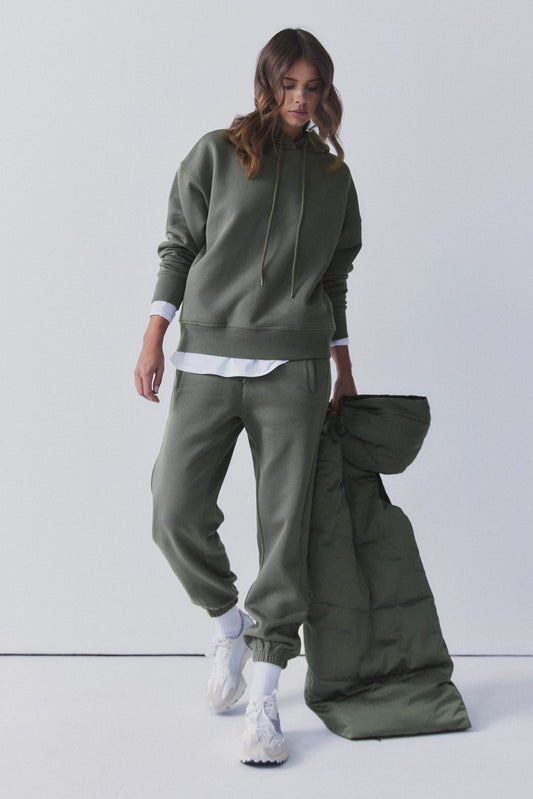 D-Luxe Essential Track Pant