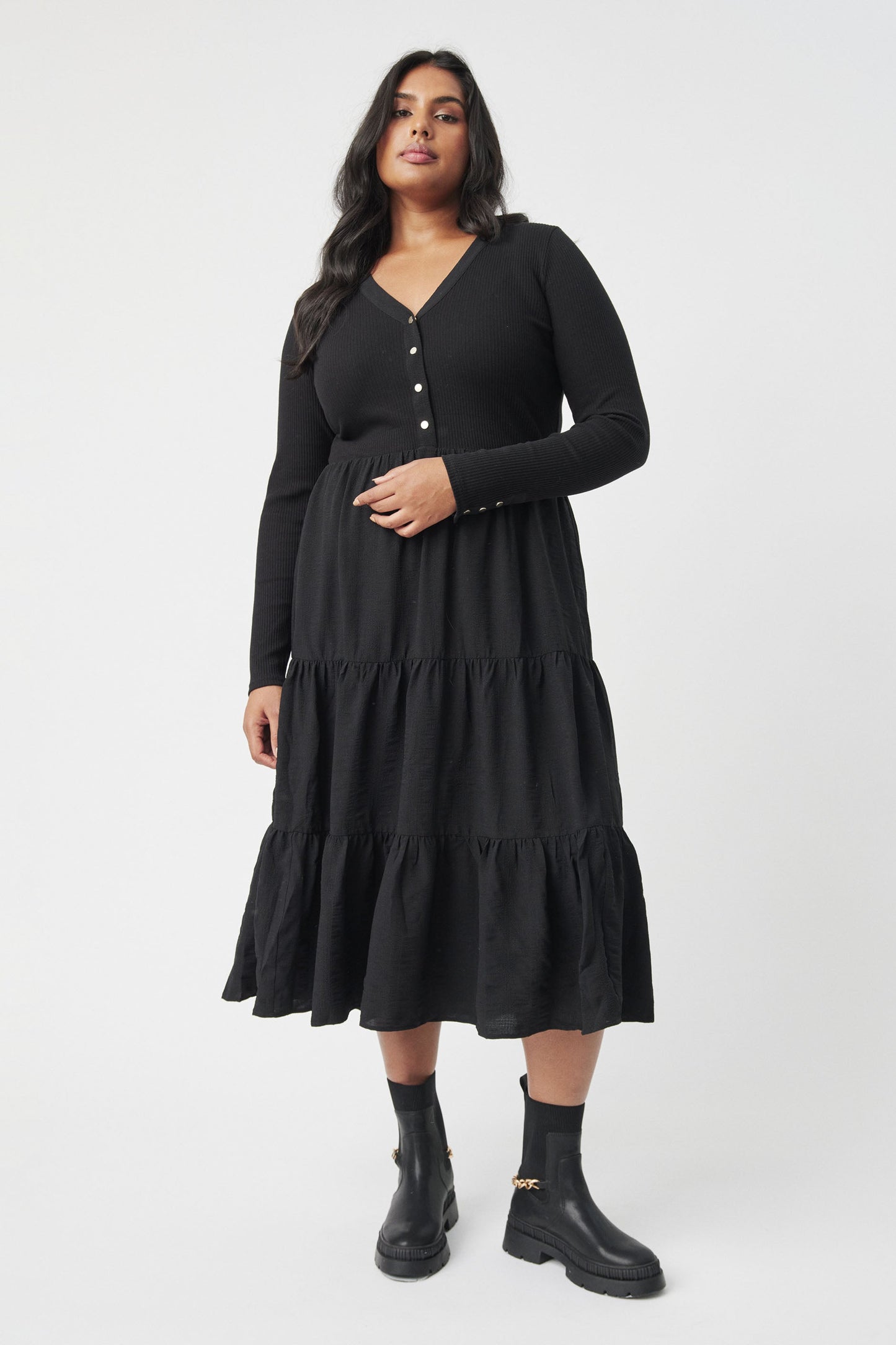 Leanne Long Sleeve Midi Dress