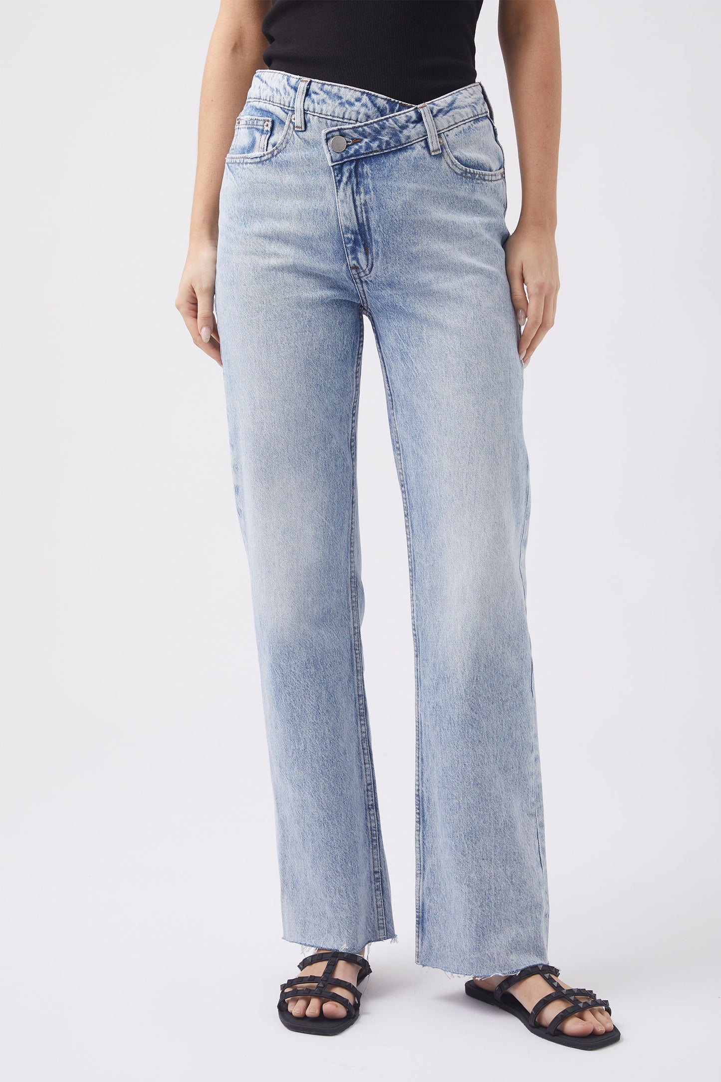 Cassie Asymmetric Jean