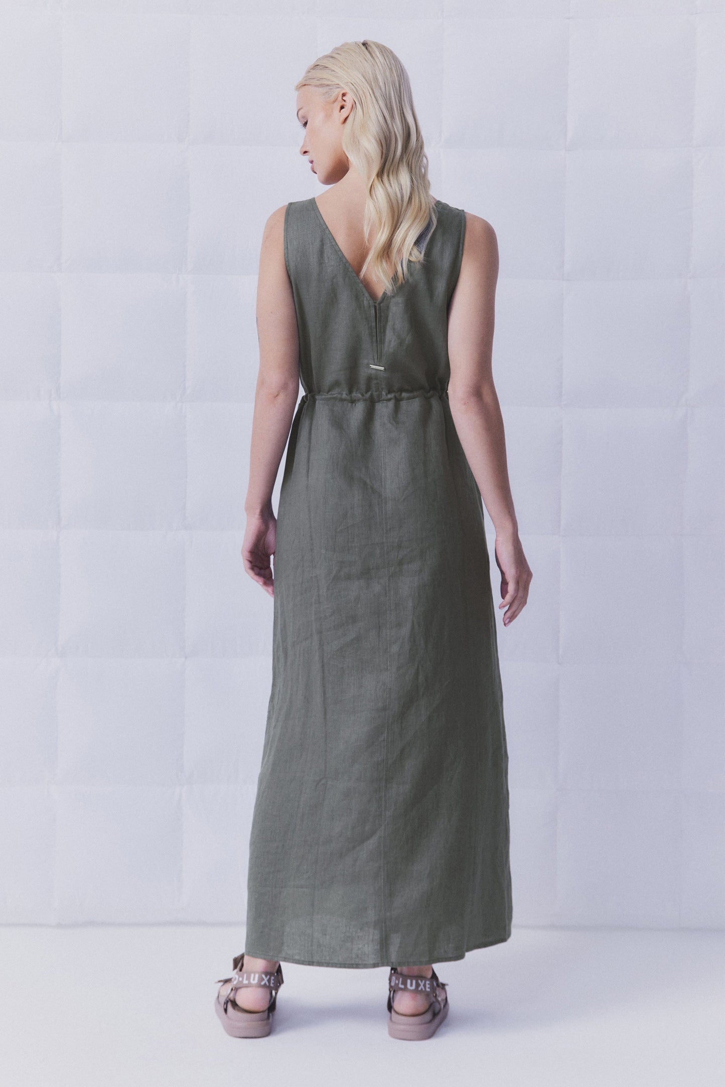 D-Luxe V Neck Linen Dress