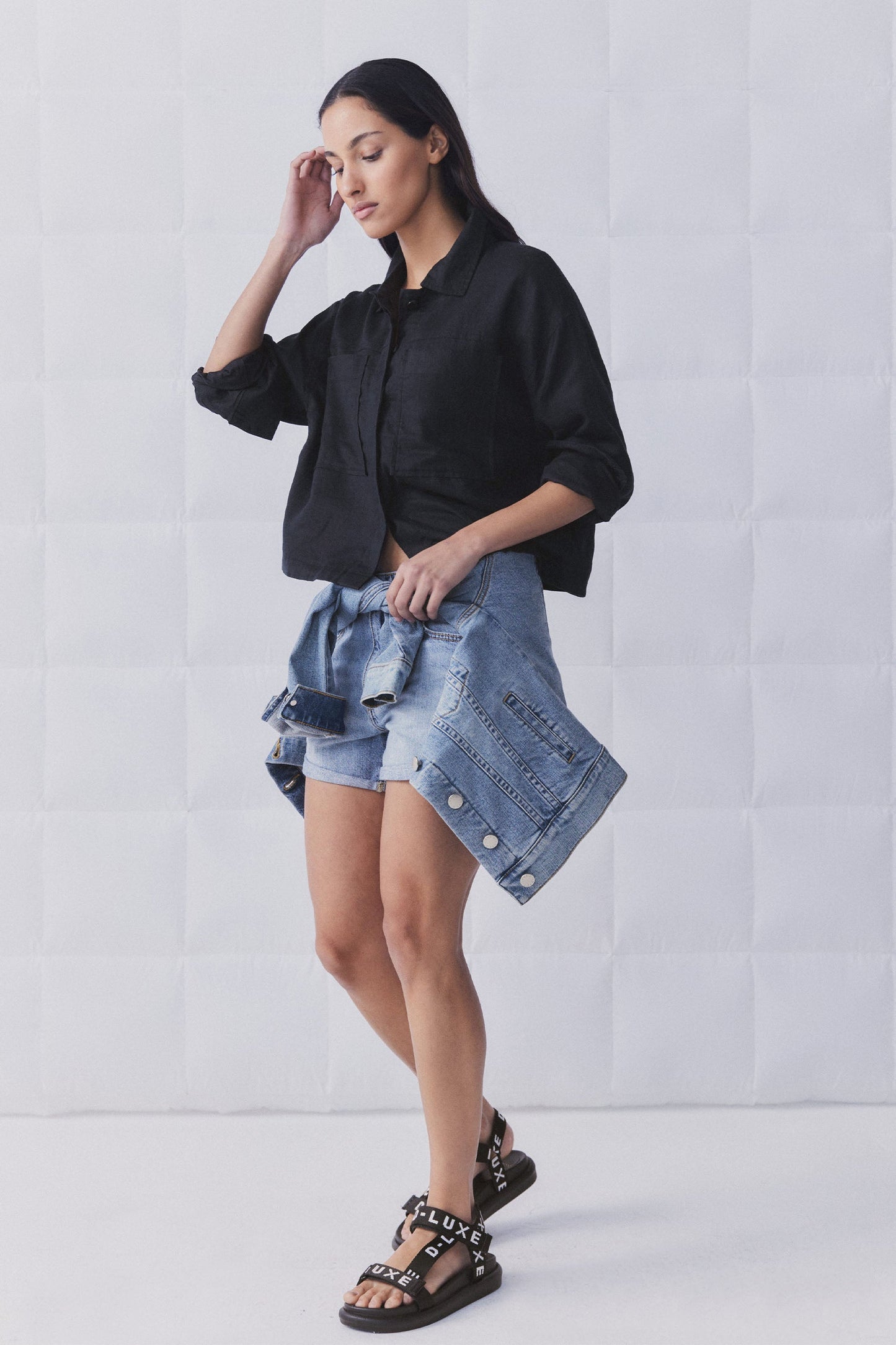 D-Luxe Cropped Linen Jacket
