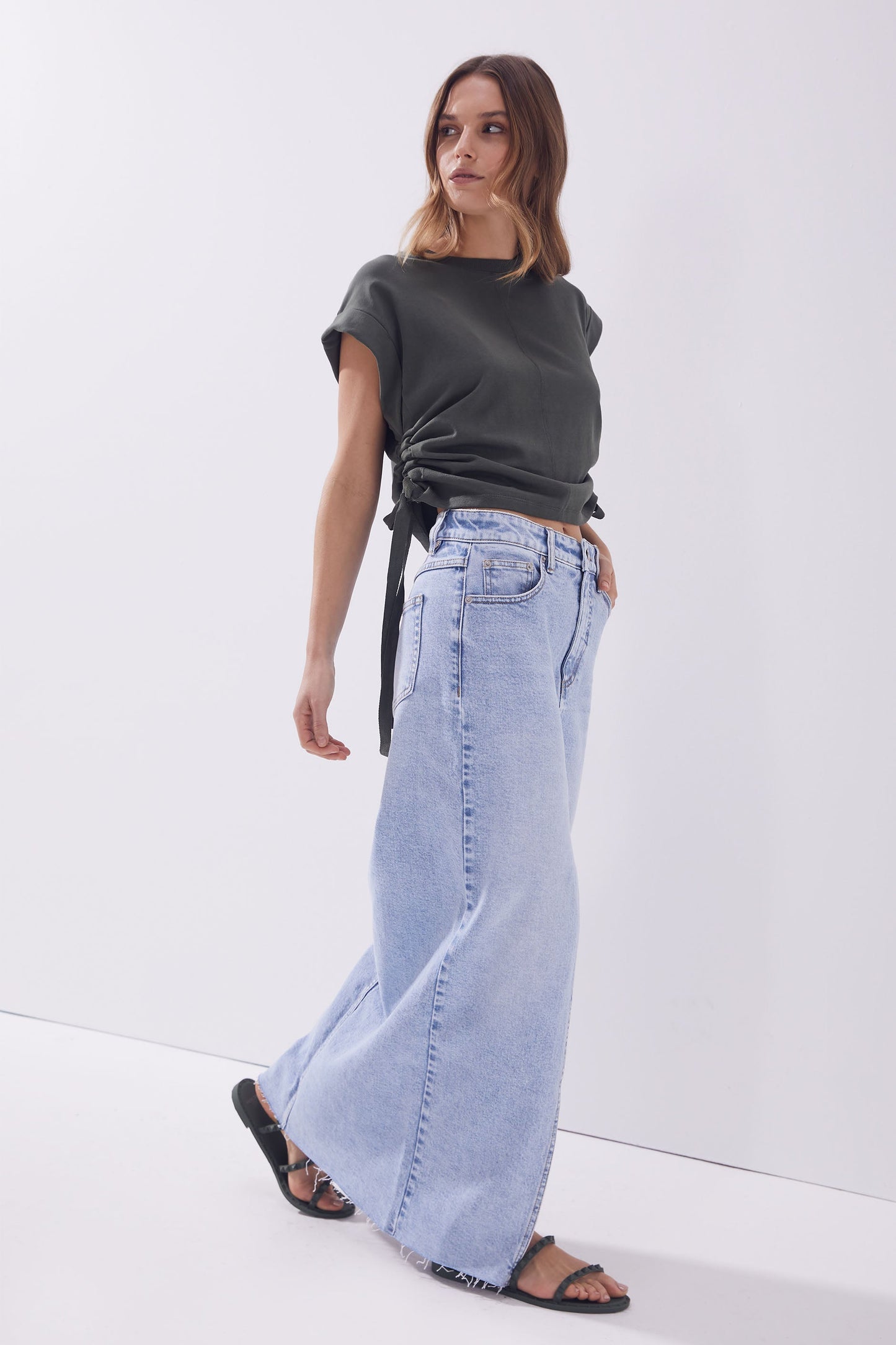 Archie Ruched Side Tee
