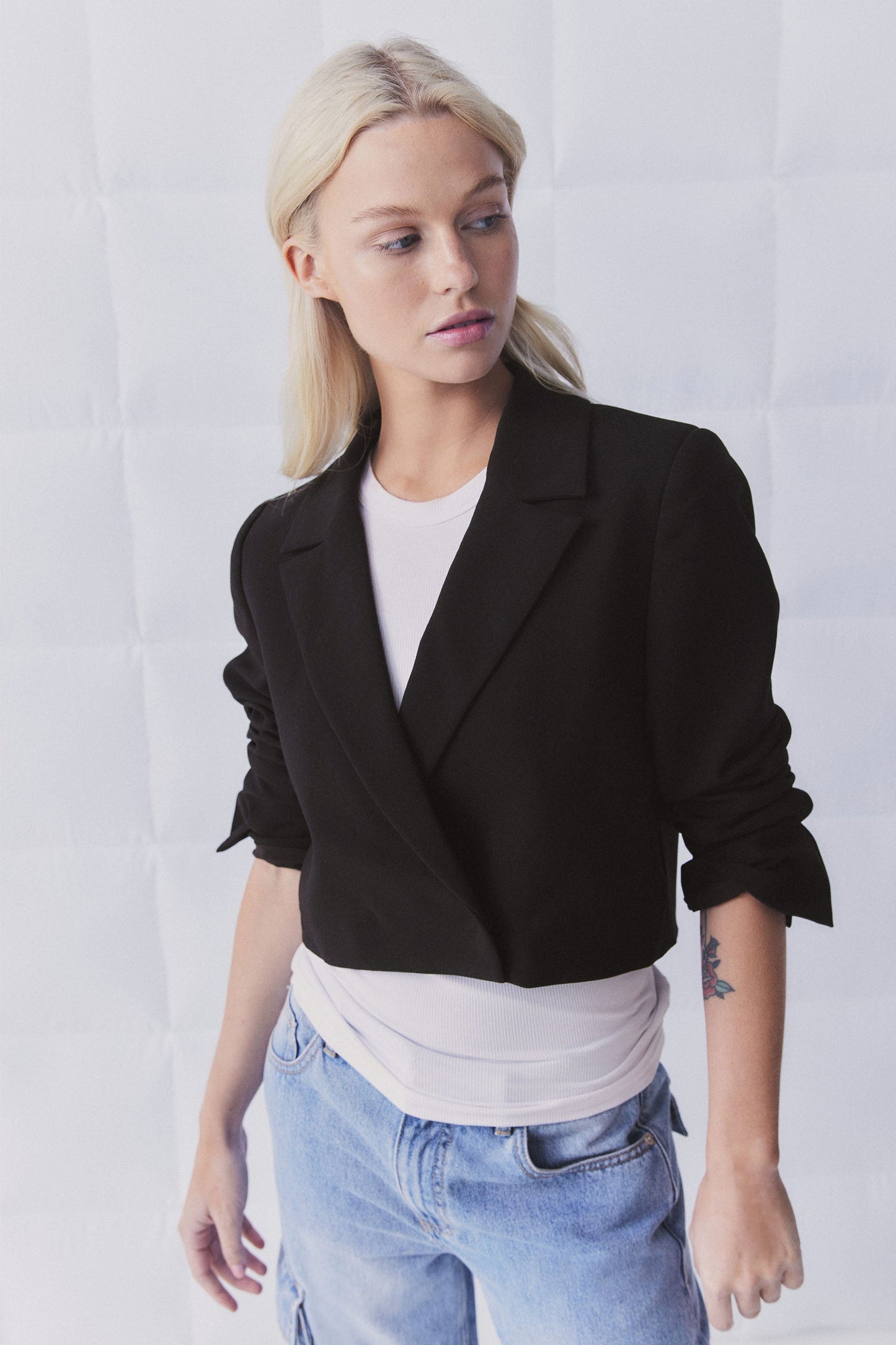 D-Luxe Cropped Blazer