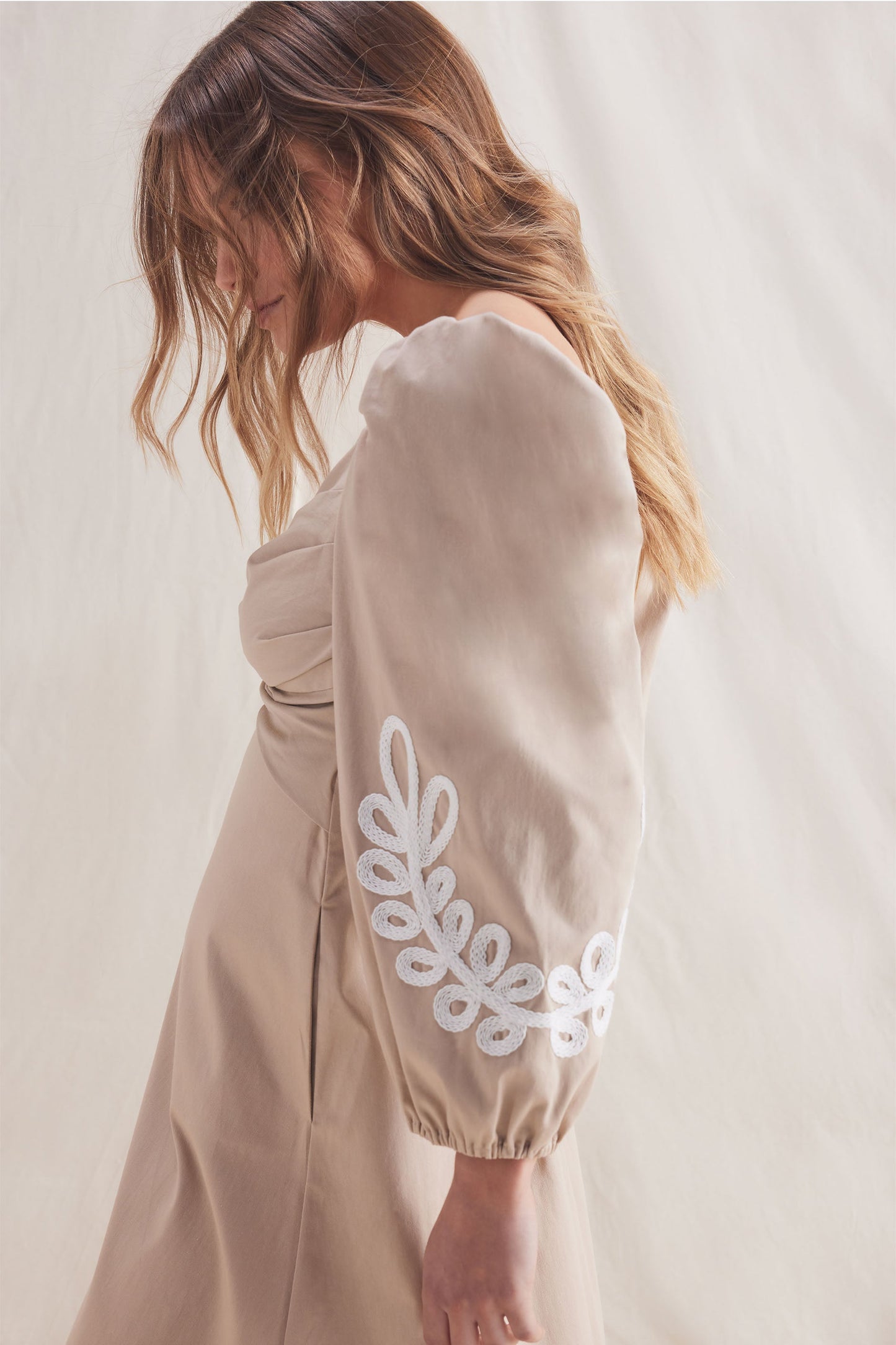 Natalie Aplique Midi Dress