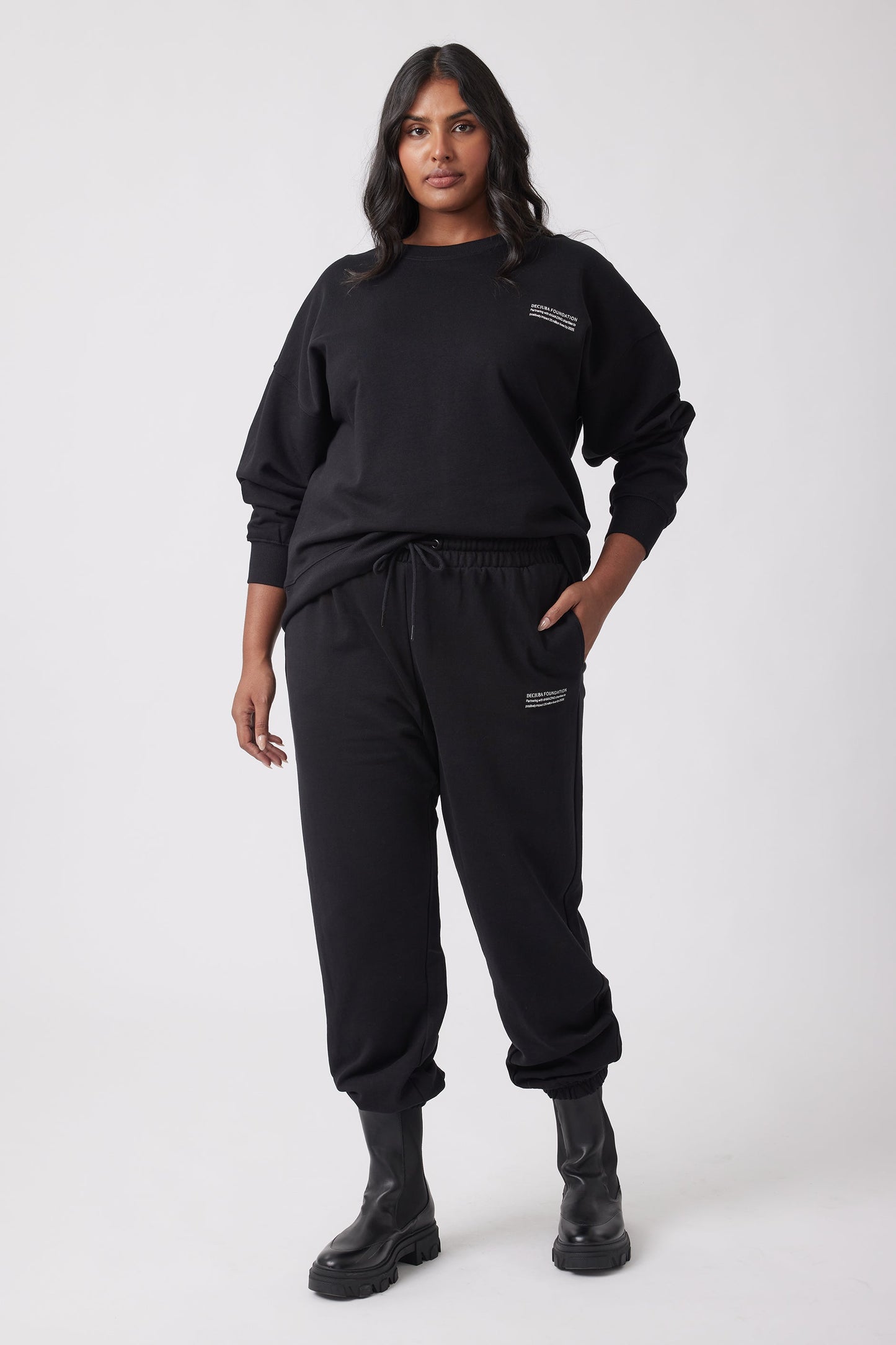 Decjuba Foundation Sweat