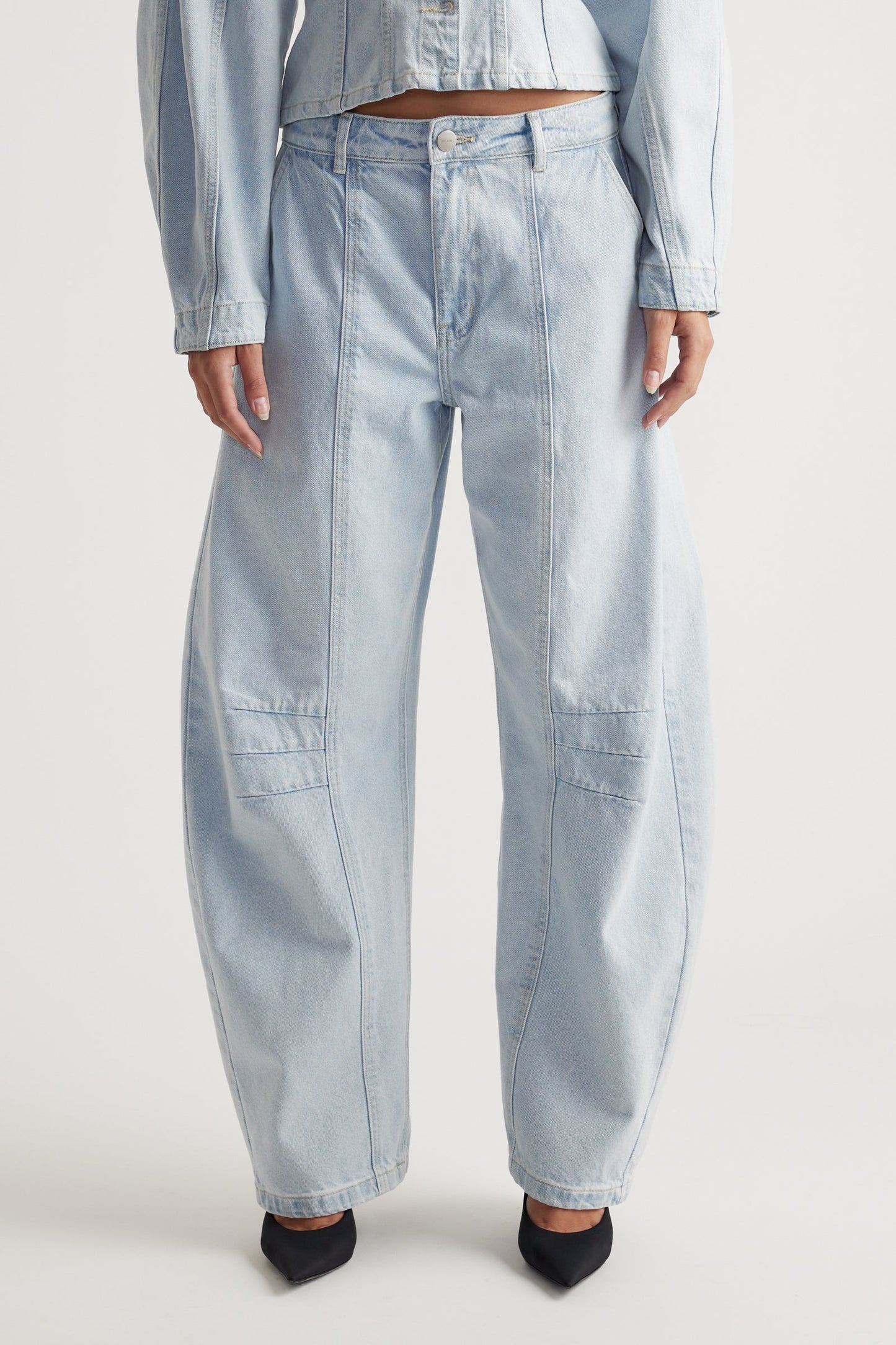 Amaya High Rise Barrel Jeans